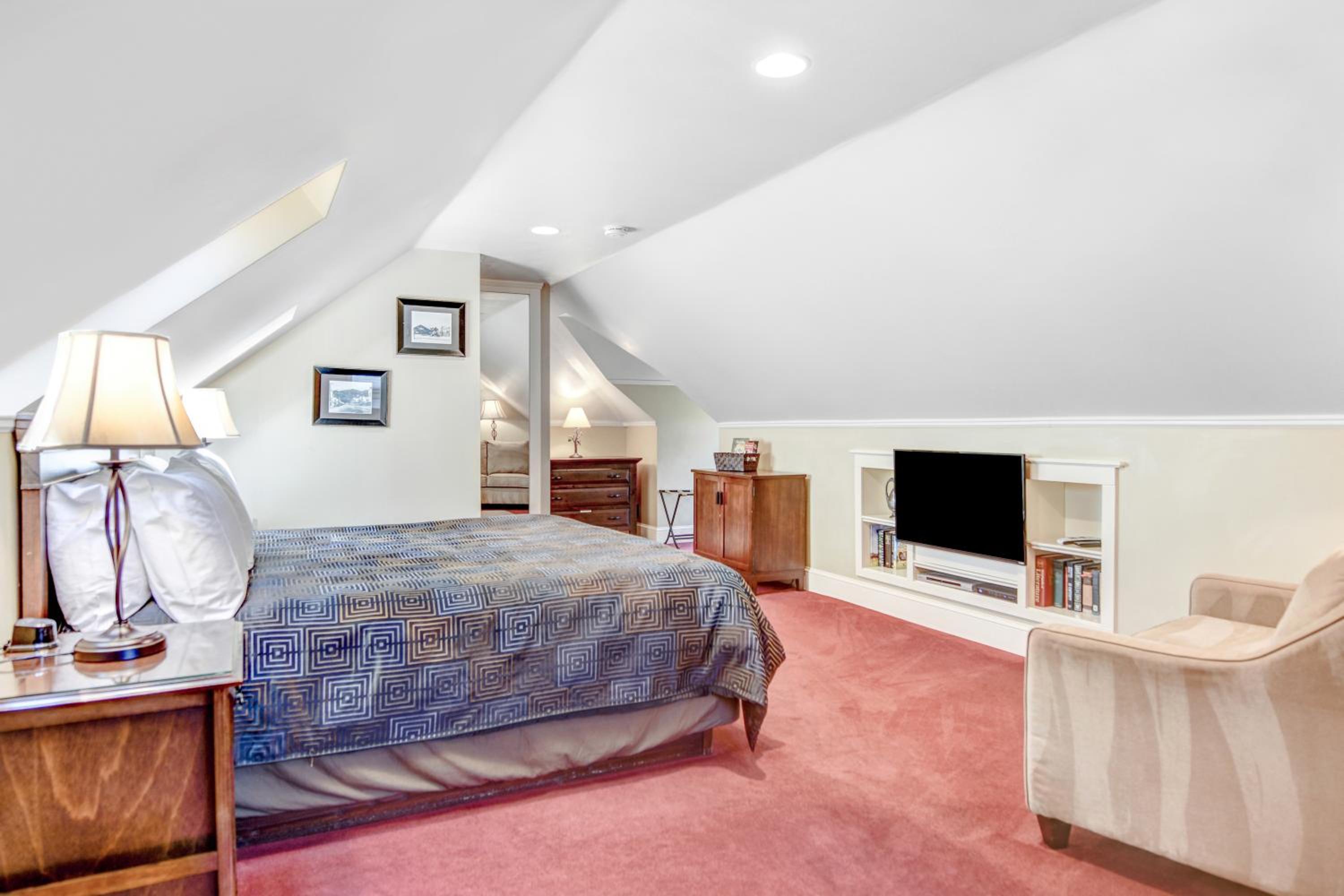 King Room - Photo 1