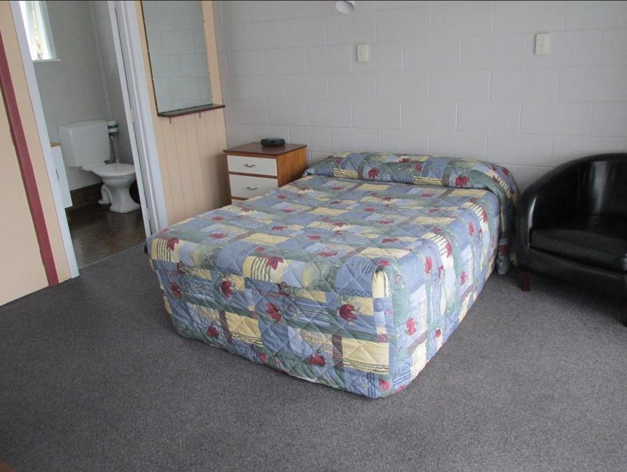 Budget Double Room photo 1