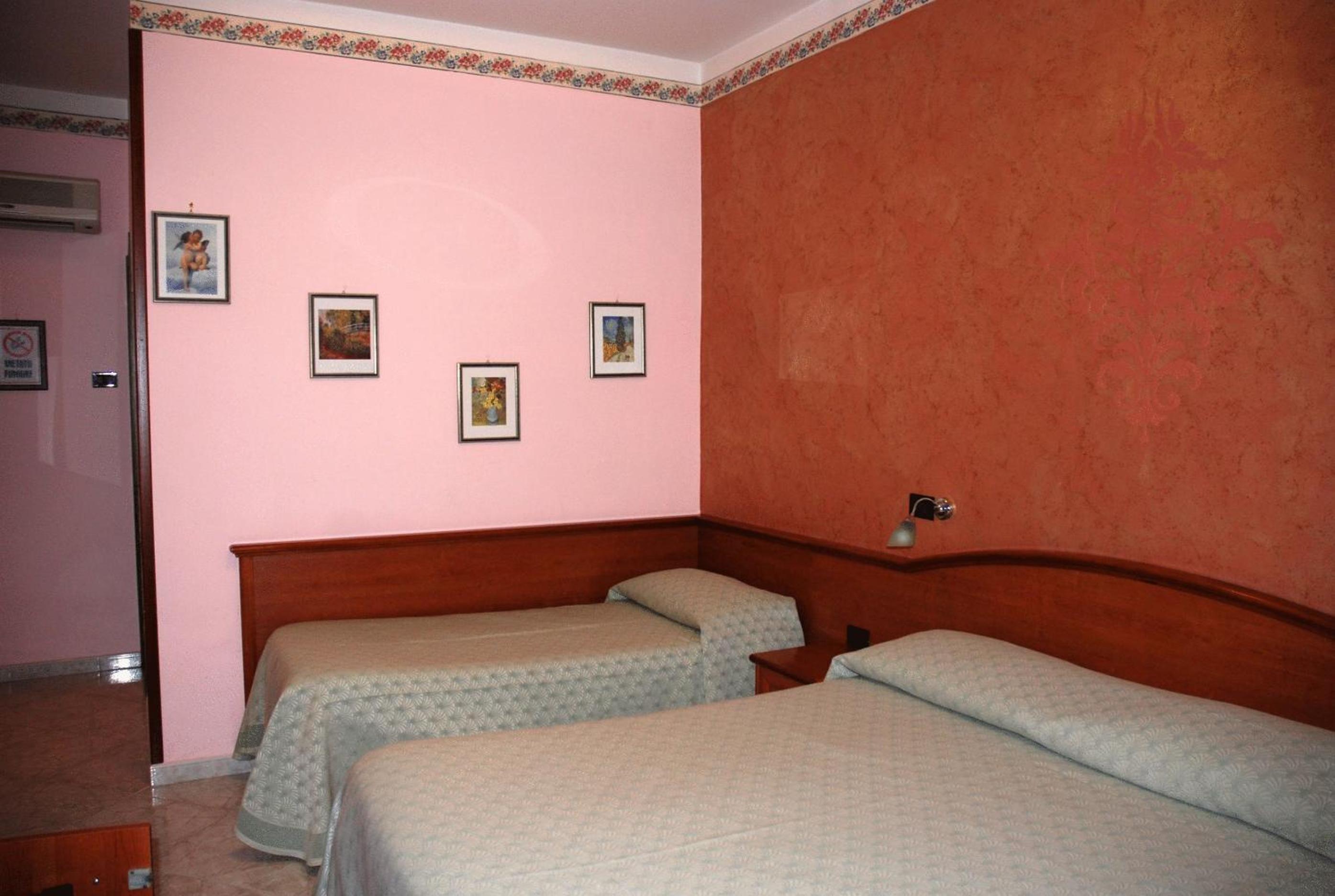 Triple Room photo 1