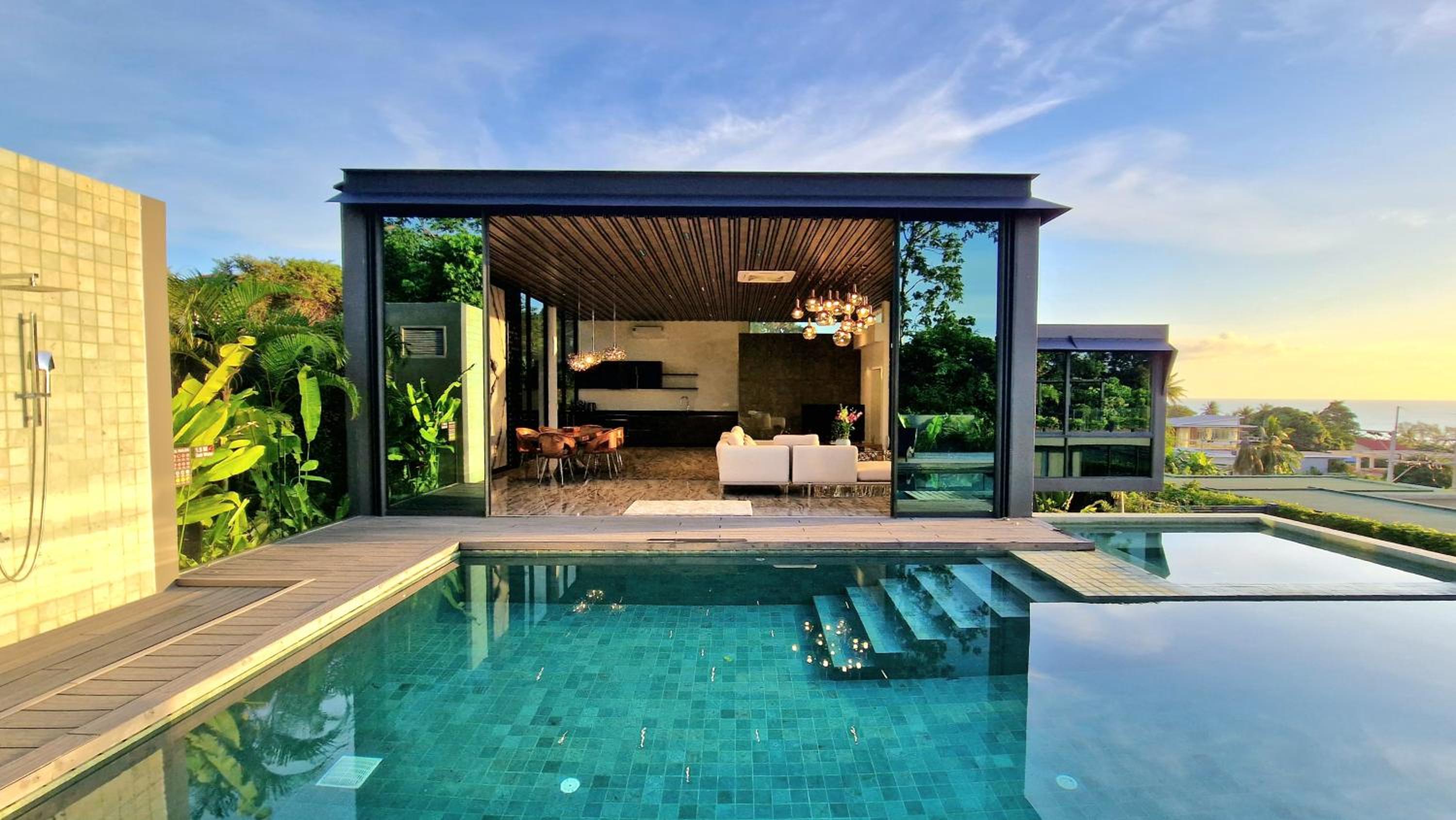 Three-Bedroom Villa photo 1
