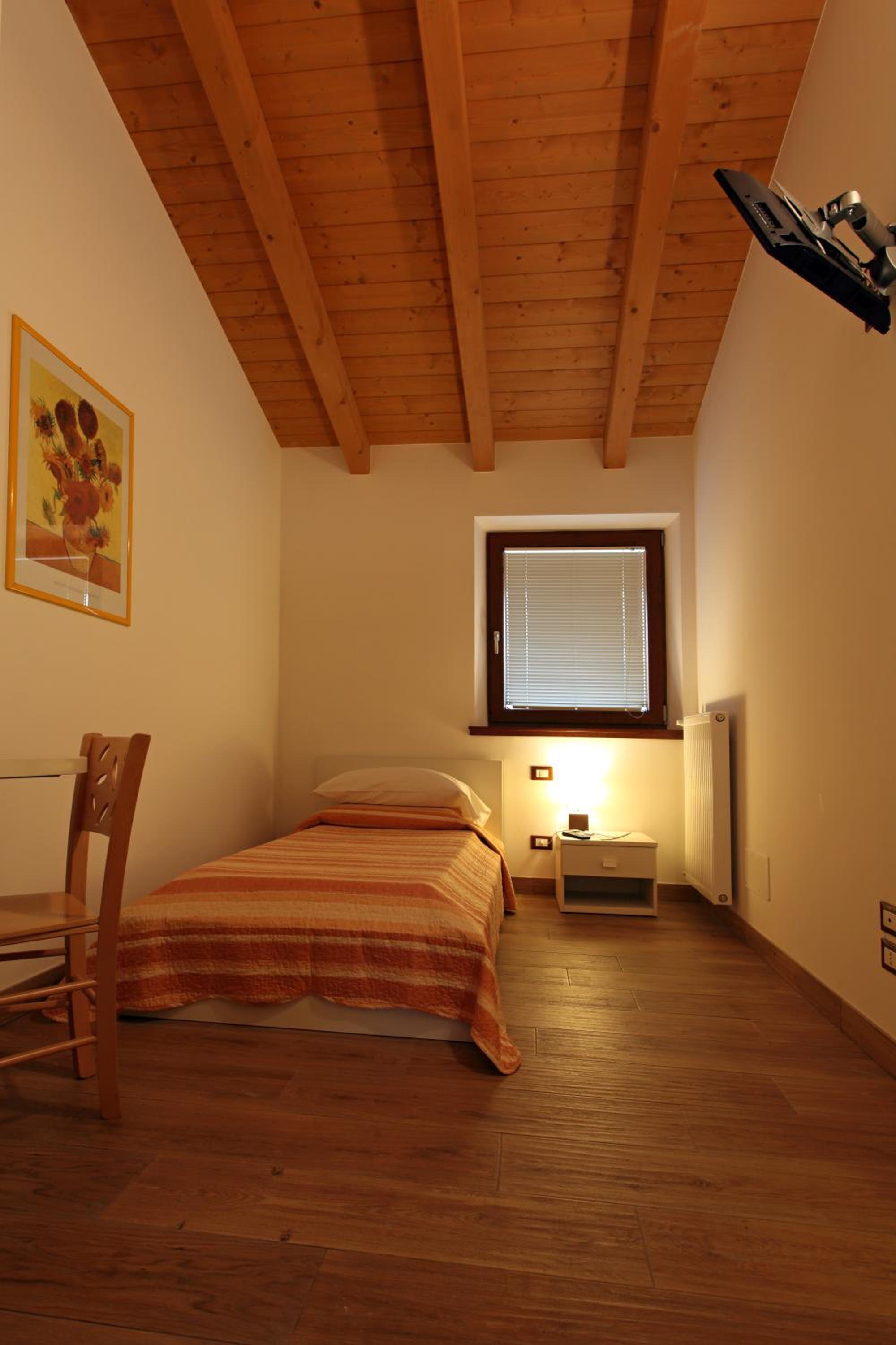 Single Room with Private Bathroom
