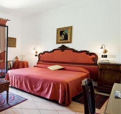 Classic Double Room - Photo 5