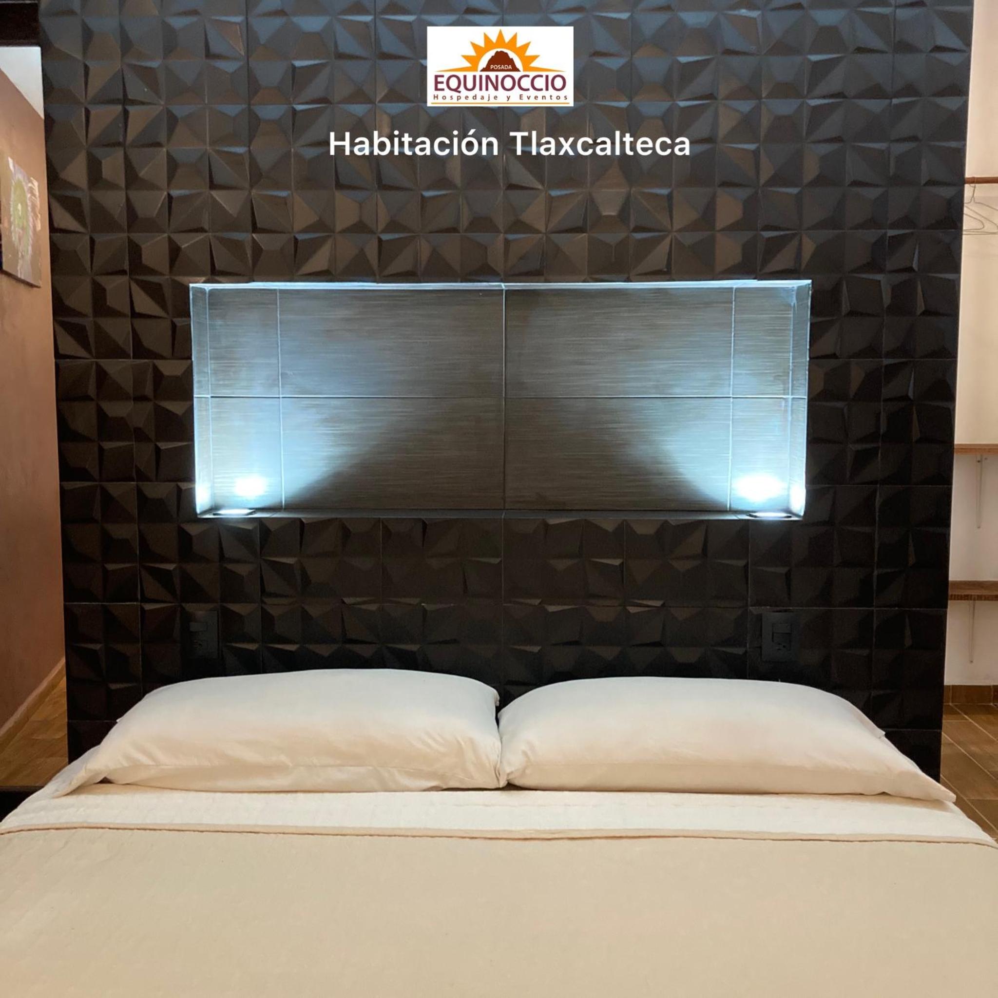 Deluxe King Room - Photo 1