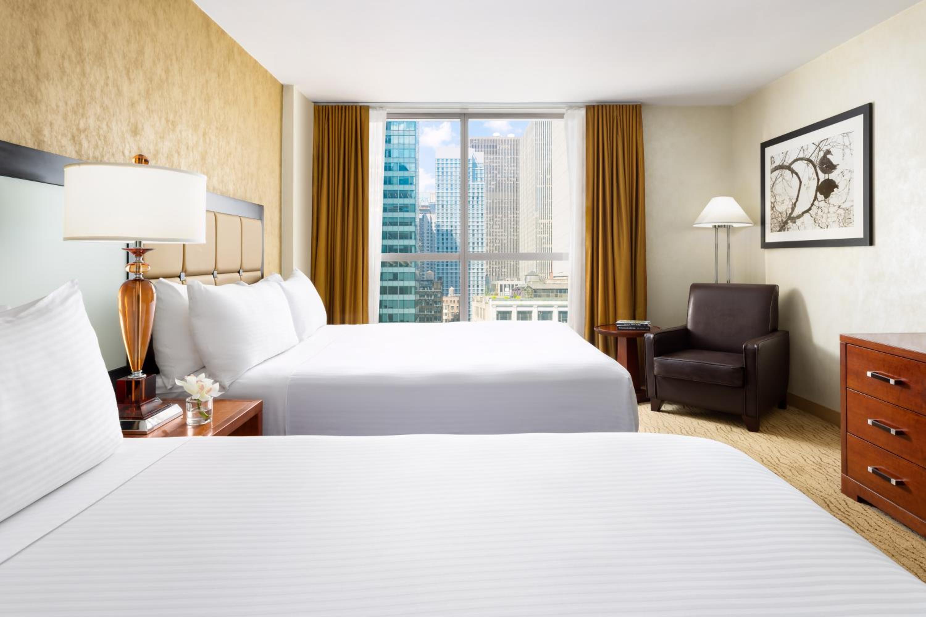 Deluxe Room with 2 Double Beds - High Floor