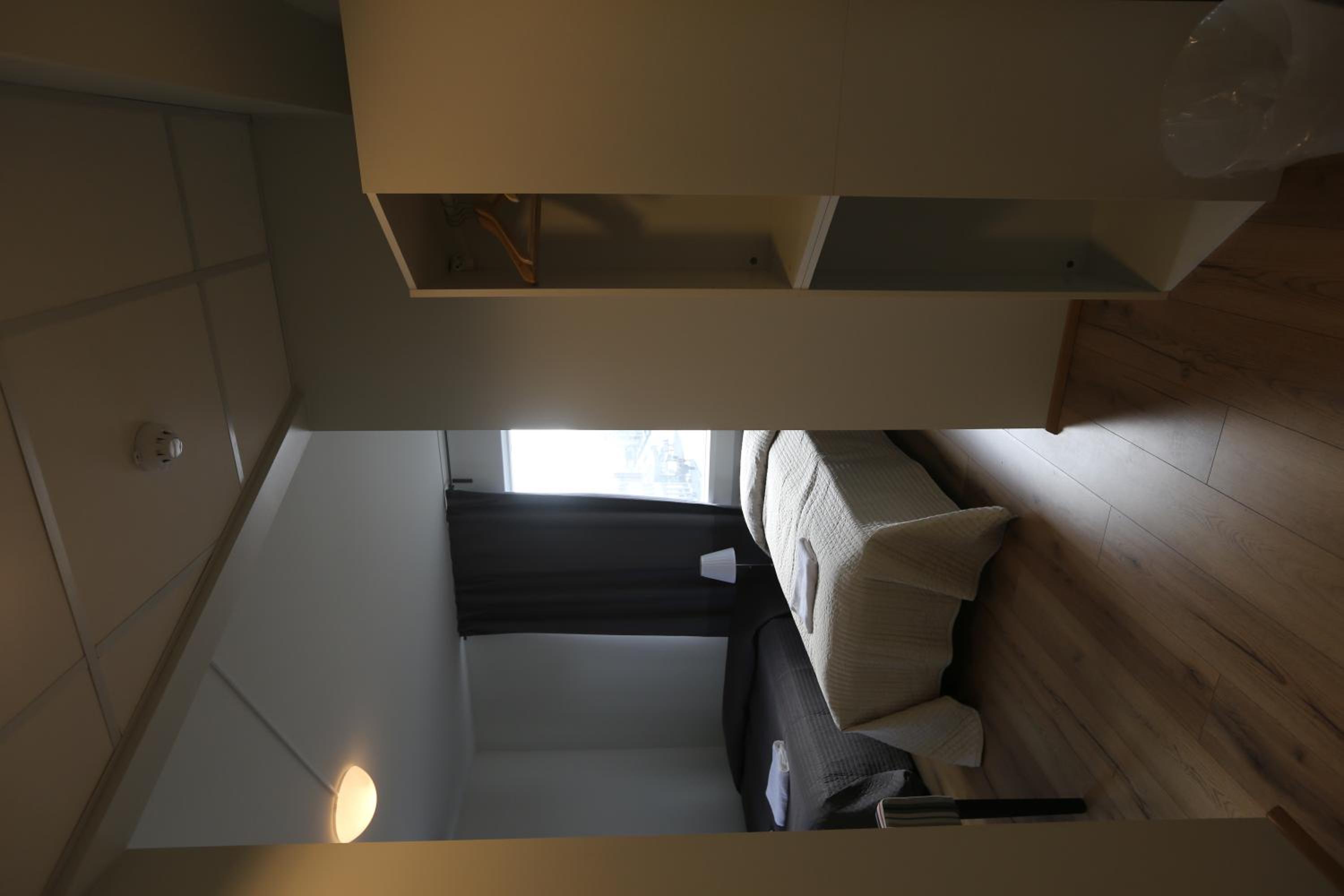 Triple Room with Private Bathroom photo 3