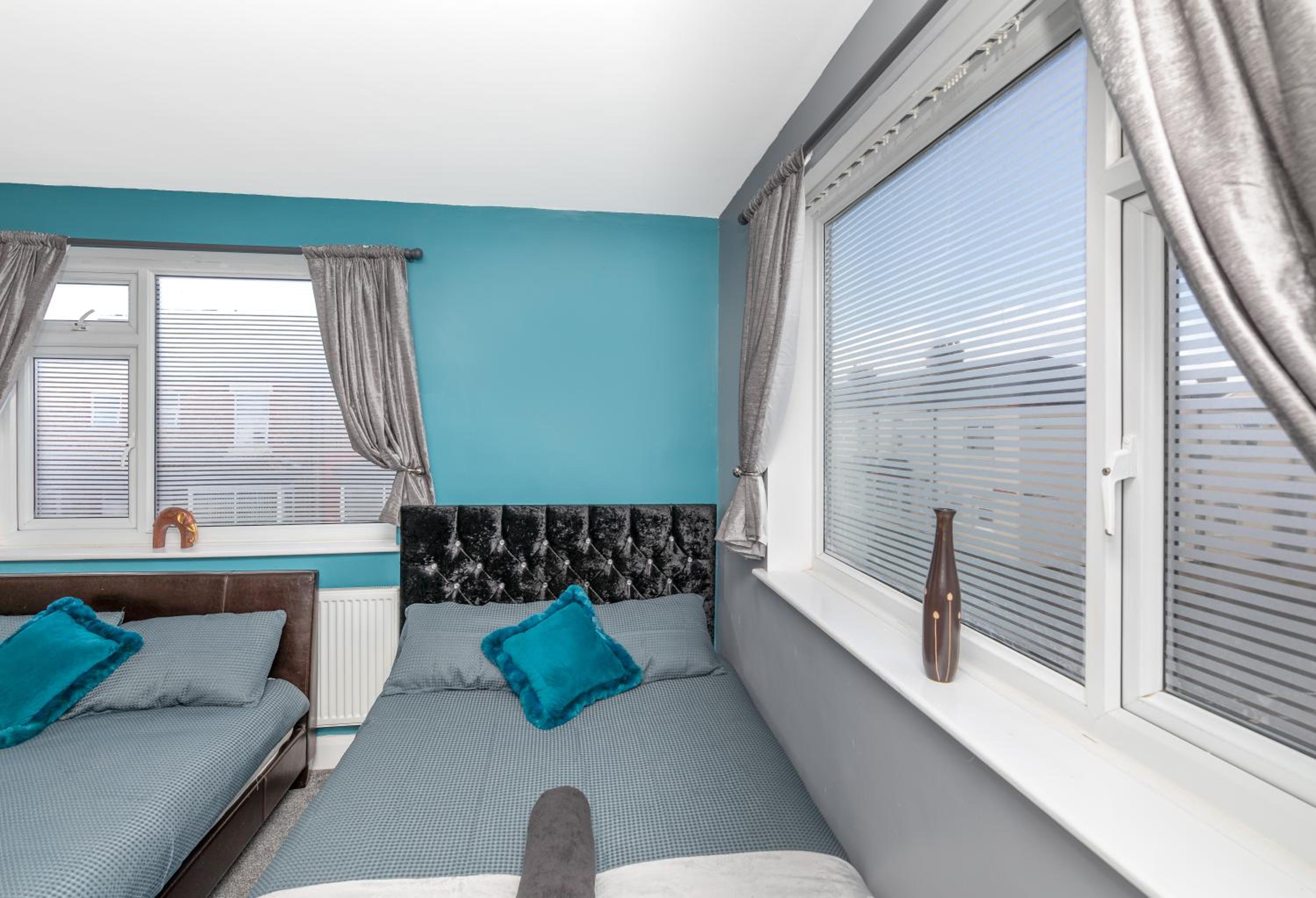 Three-Bedroom House photo 1