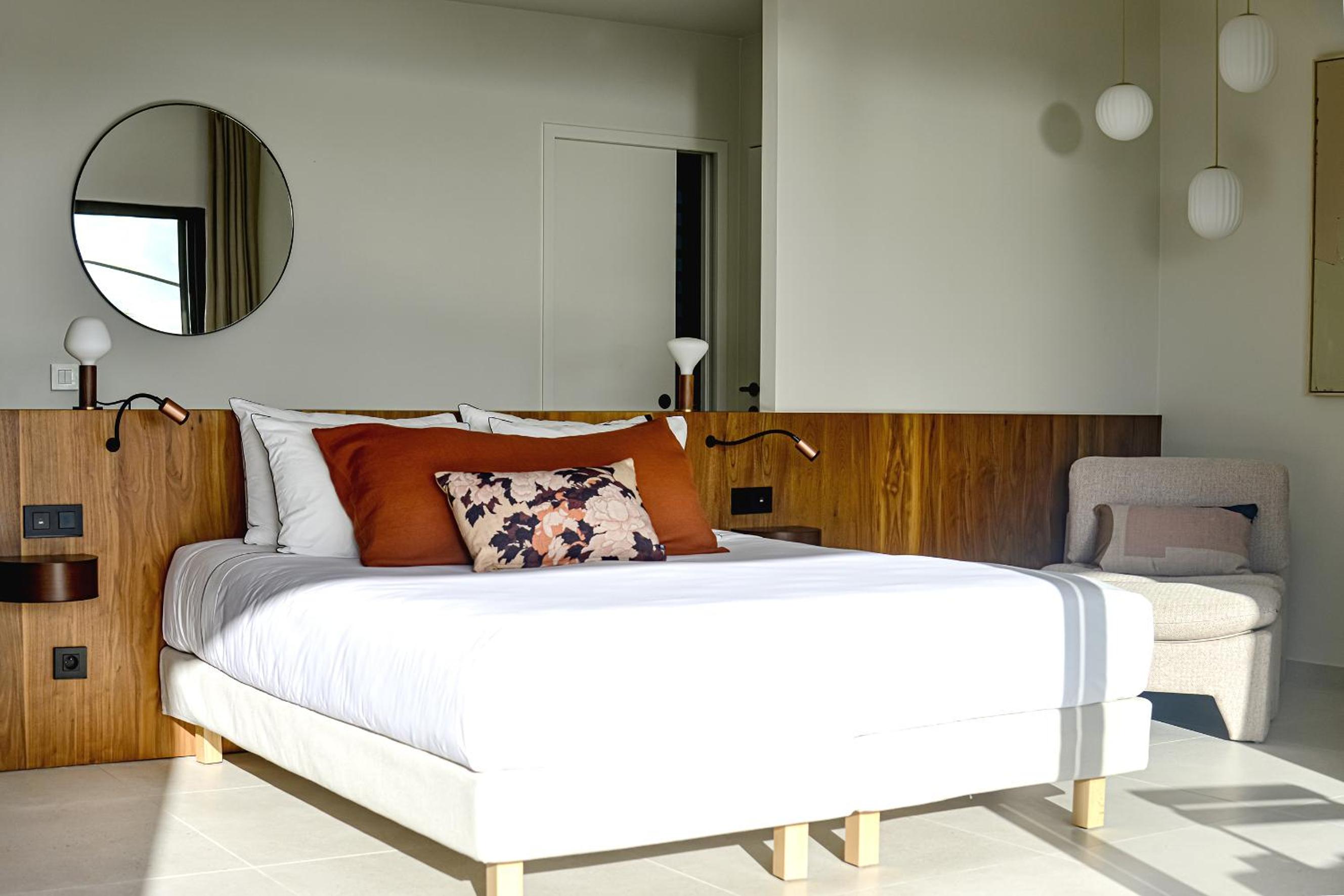 Deluxe Double Room with Balcony and Sea View