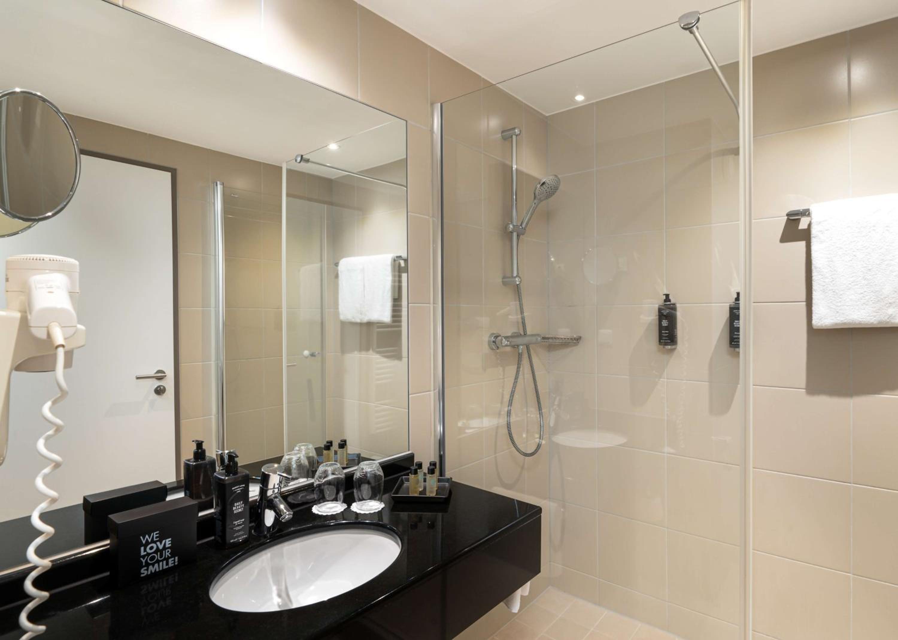 Executive Double Room with lateral river view photo 2