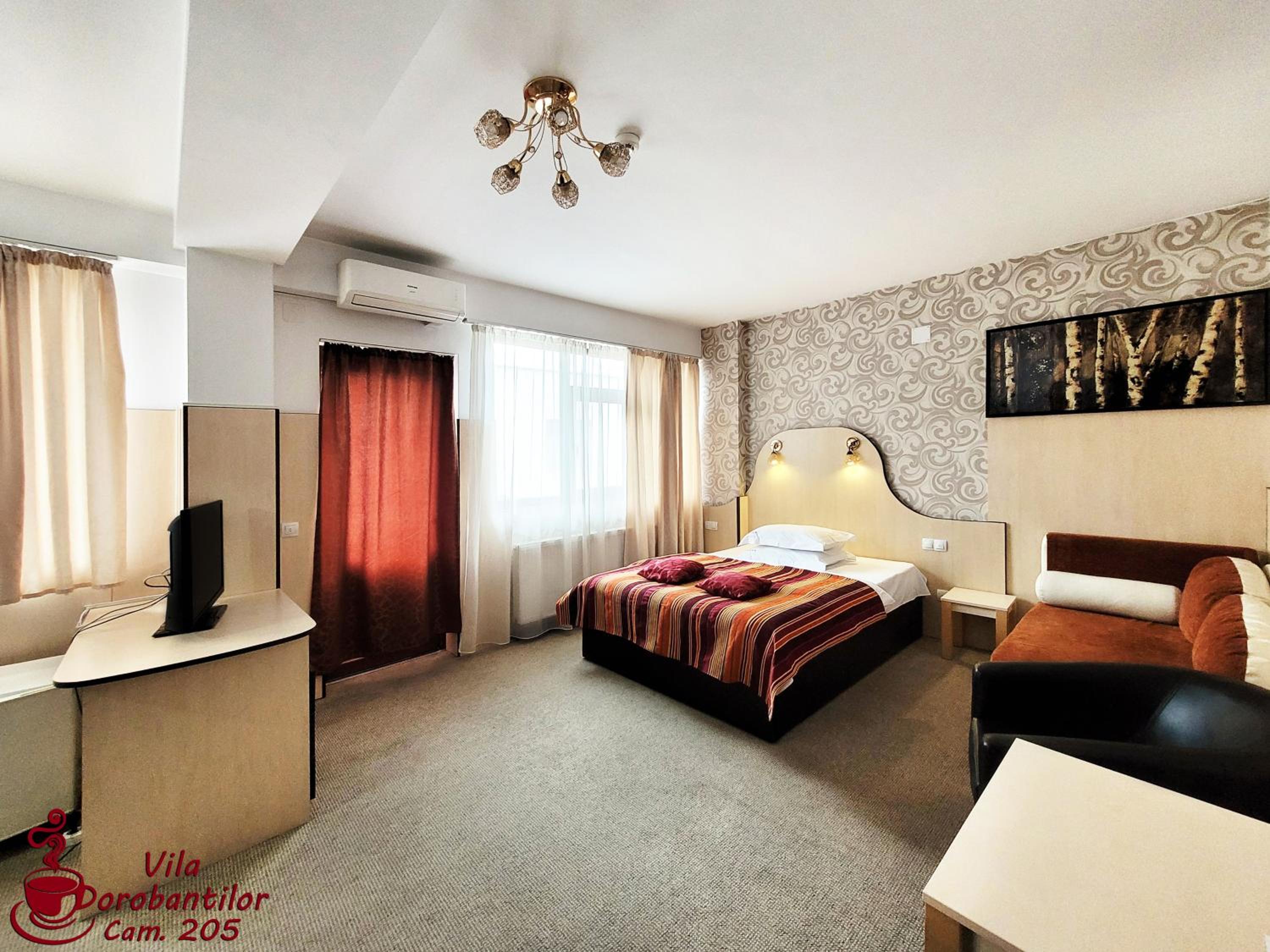 Deluxe Double Room with Balcony - Photo 1