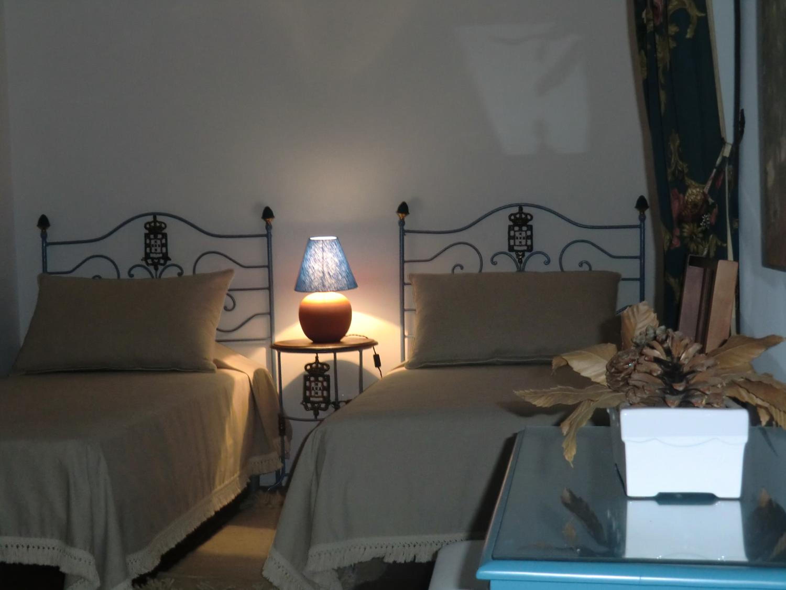 Three-Bedroom House - Photo 7