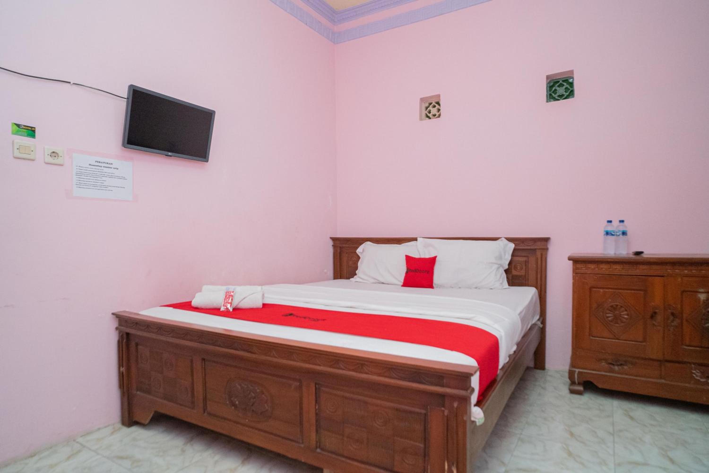 Double Room - Photo 7