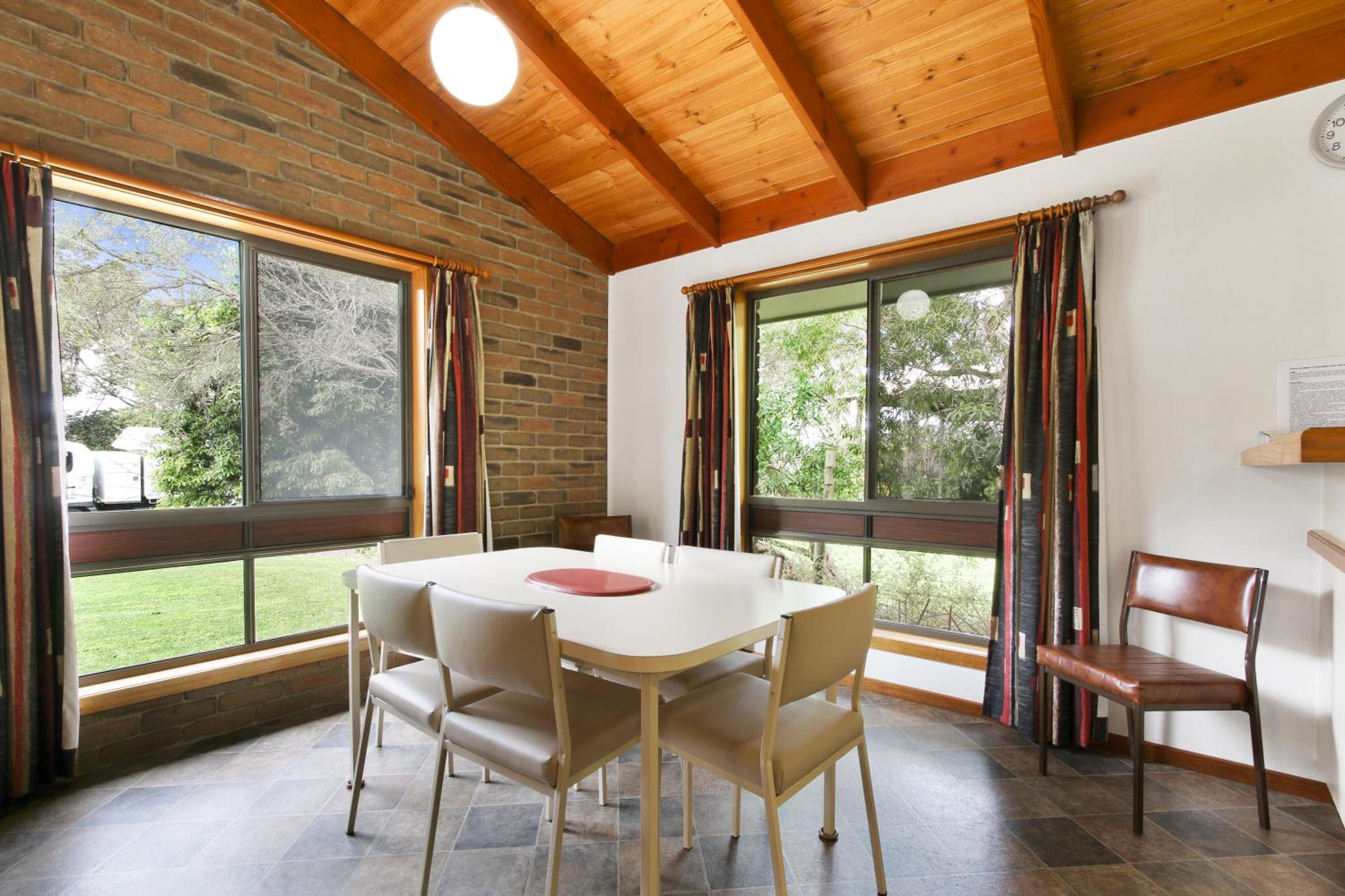 Three-Bedroom House photo 2