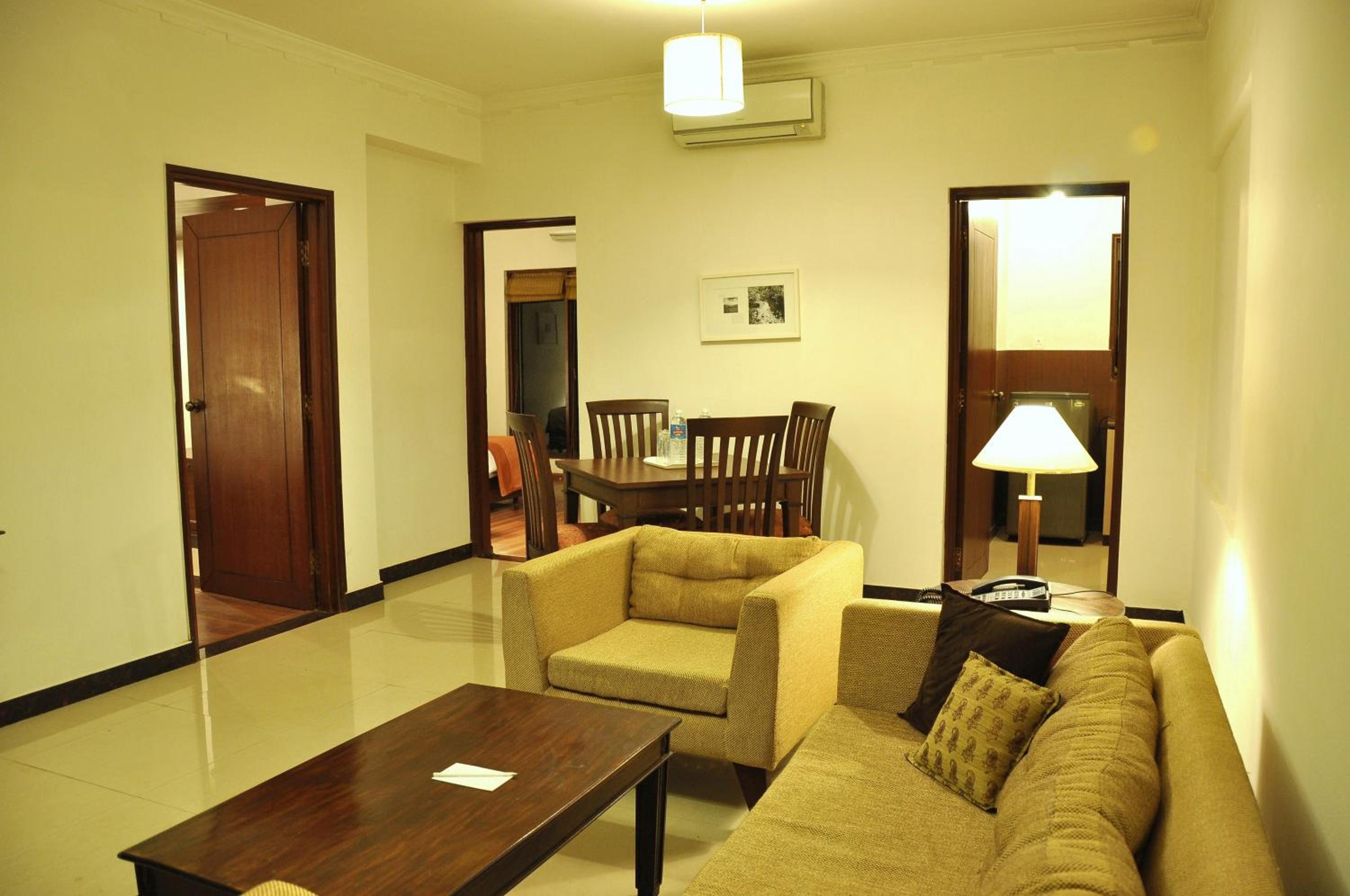 Family Suite (4 Adults) - Photo 5