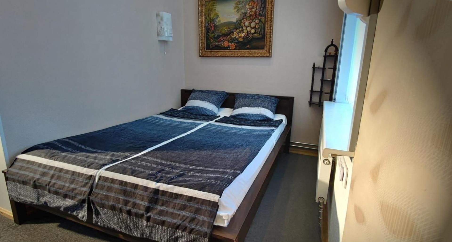 One-Bedroom Apartment photo 3