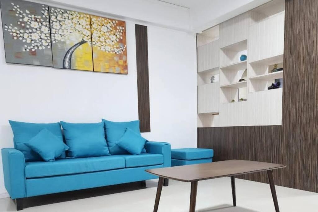 Three-Bedroom House photo 1