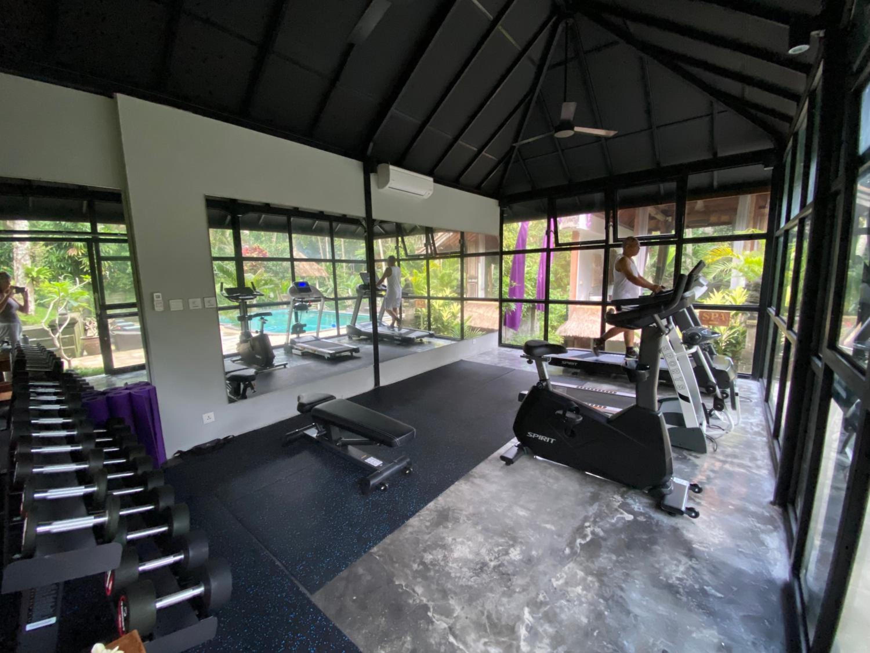 Suite with Mountain View - Photo 7