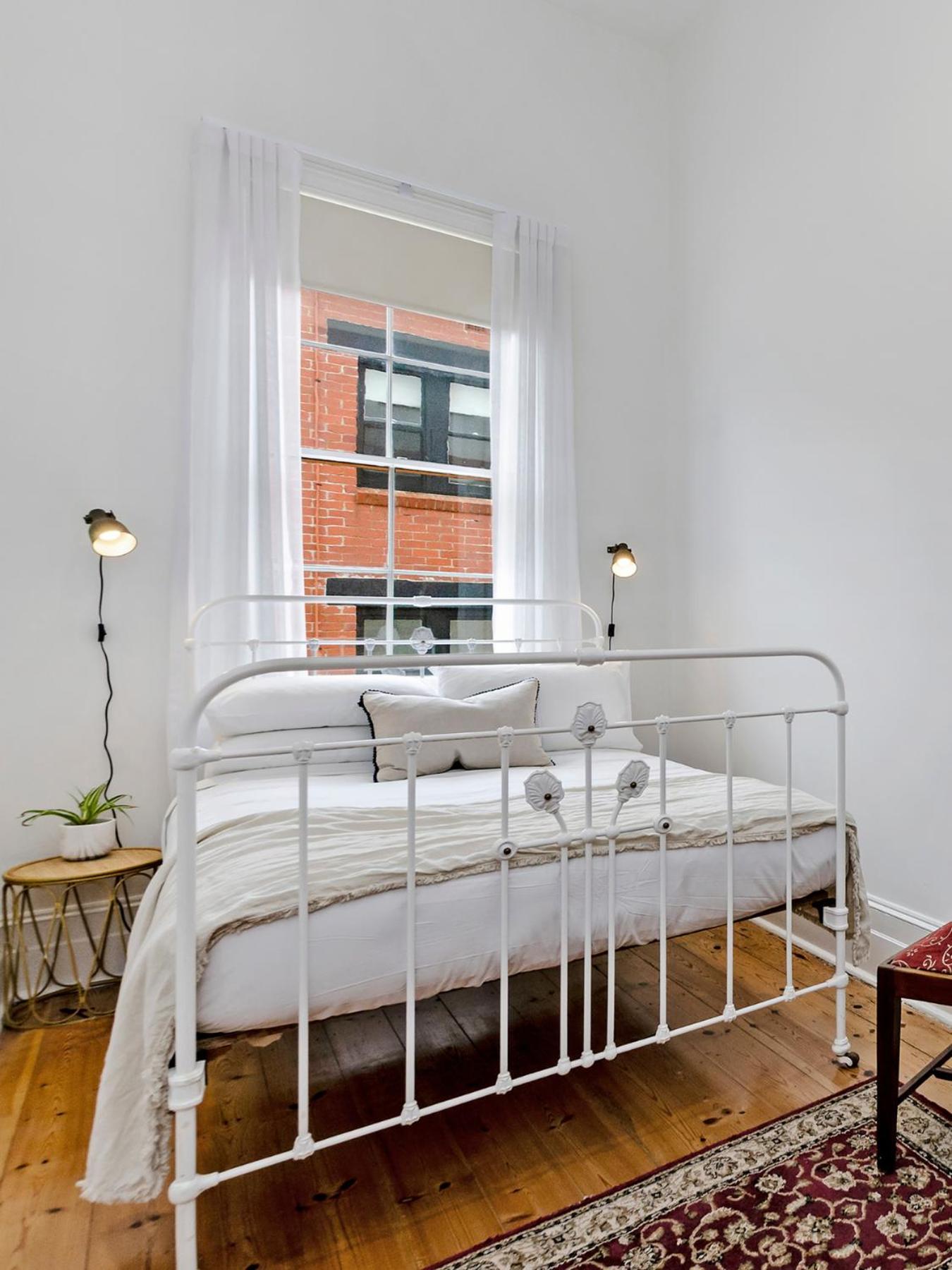Three-Bedroom Apartment - Photo 6