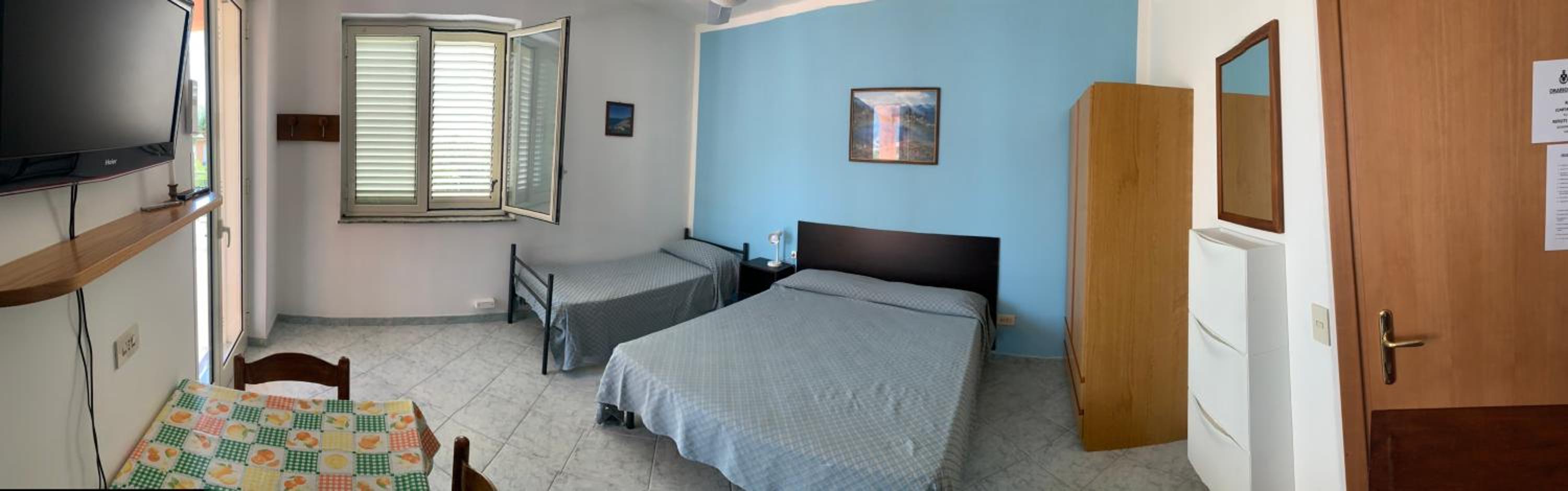 Studio Apartment photo 2