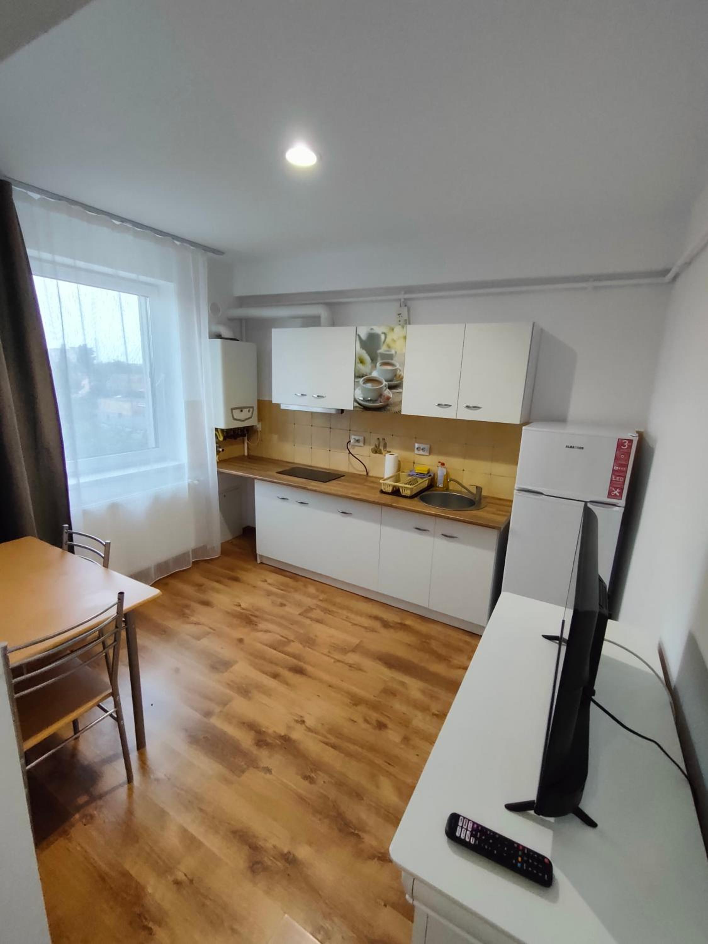 Studio Apartment - Photo 9