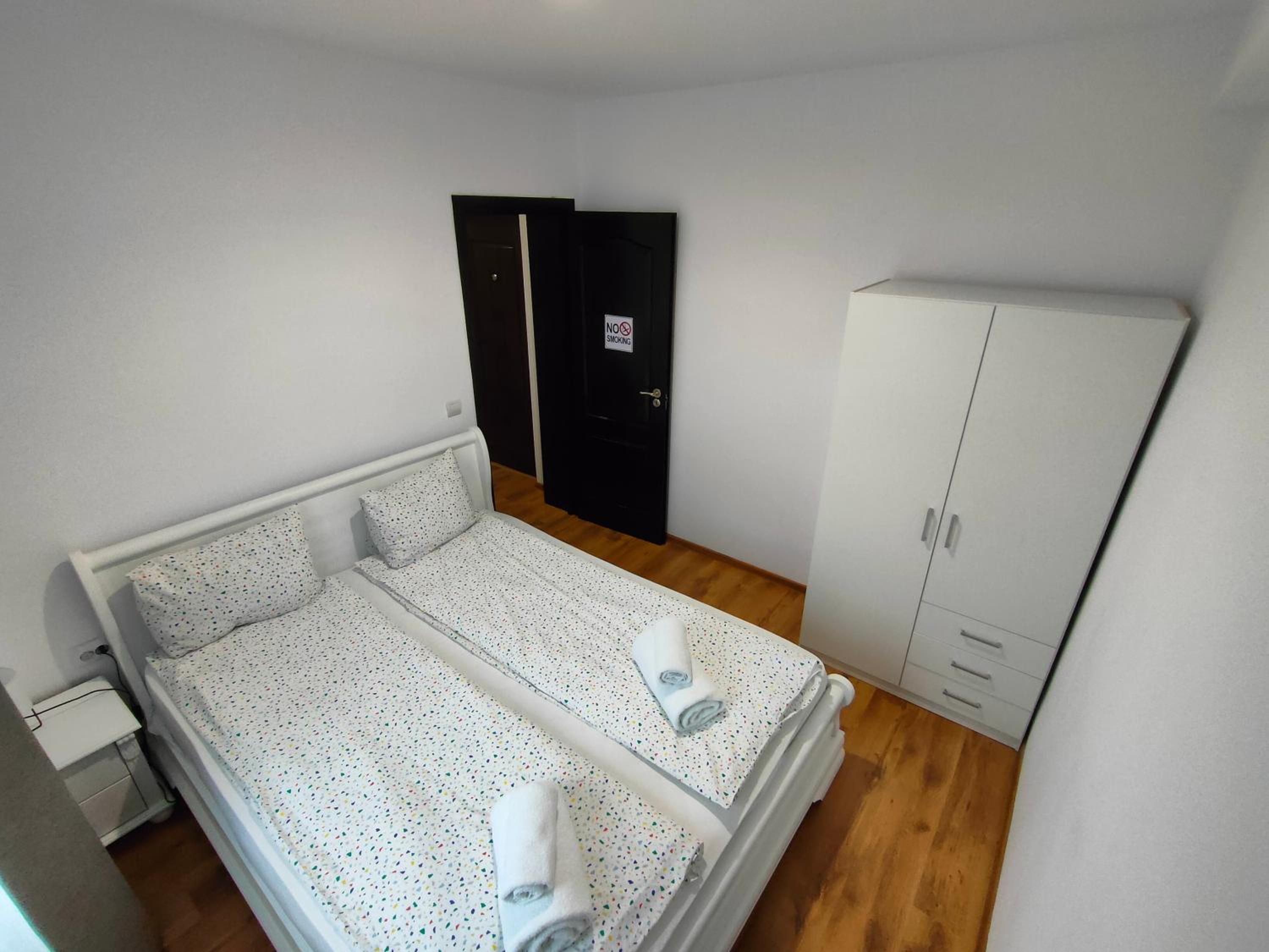 Studio Apartment - Photo 6