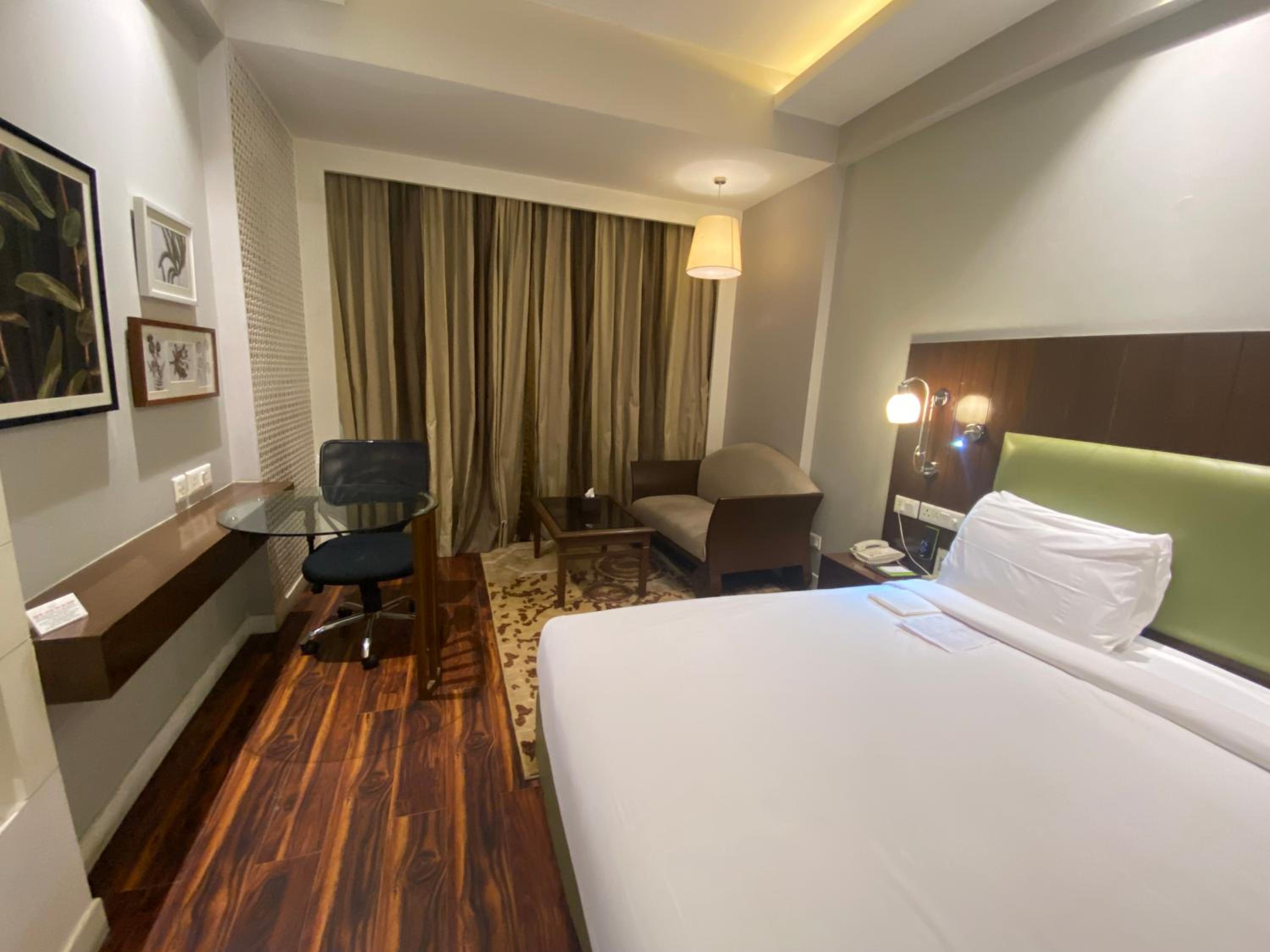 Superior Room - Photo 5