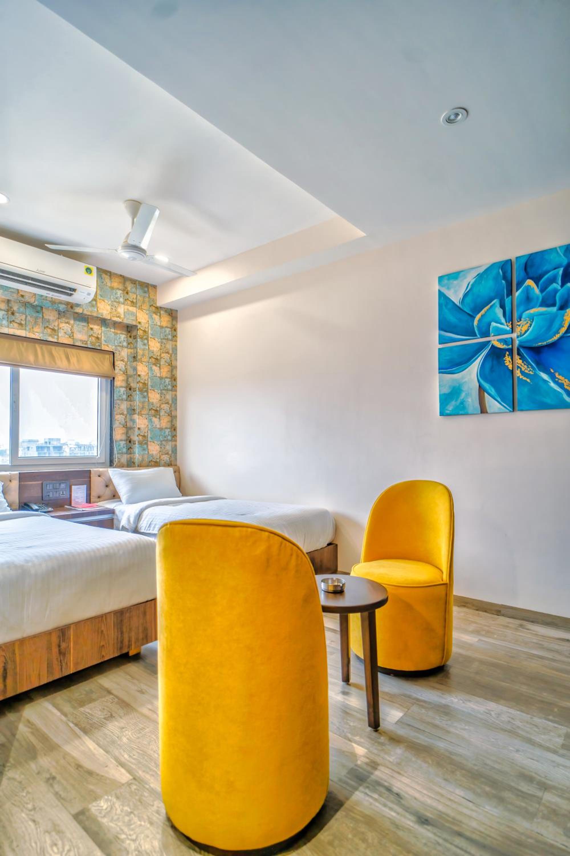 Standard Twin Room - Photo 10