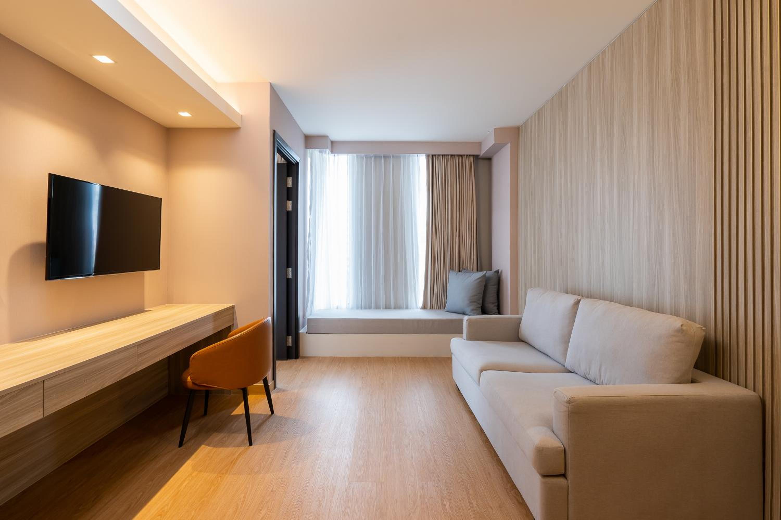 room photo