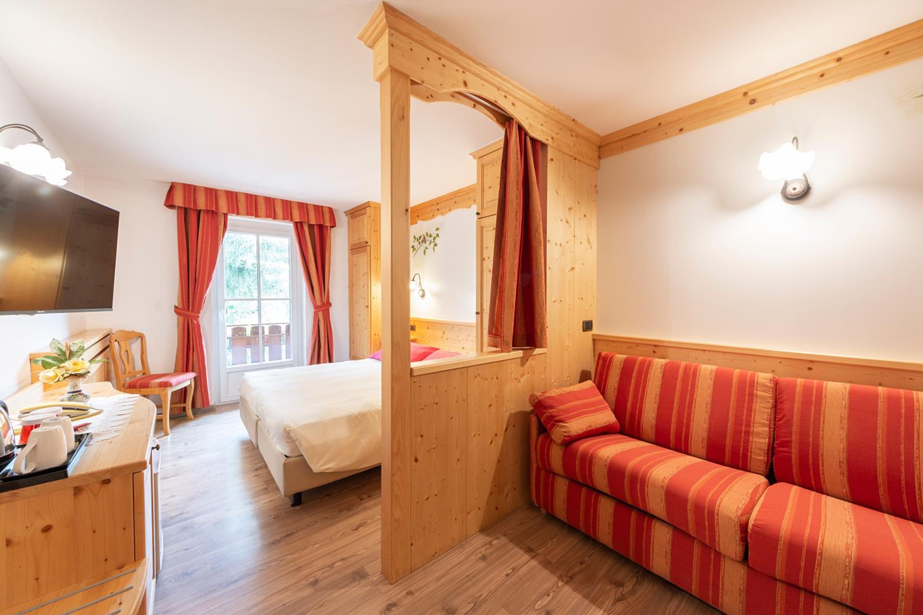 Double or Twin Room with Mountain View - Annex photo 2