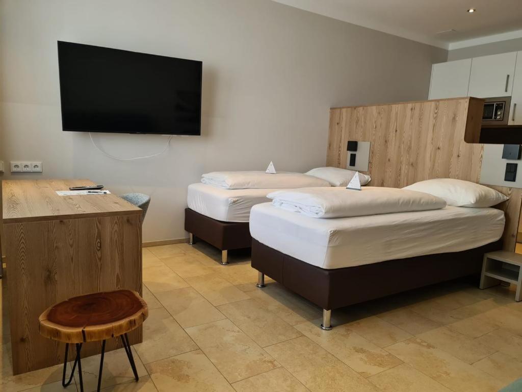Deluxe Double Room - Photo 10