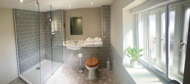 Double Room - Photo 15
