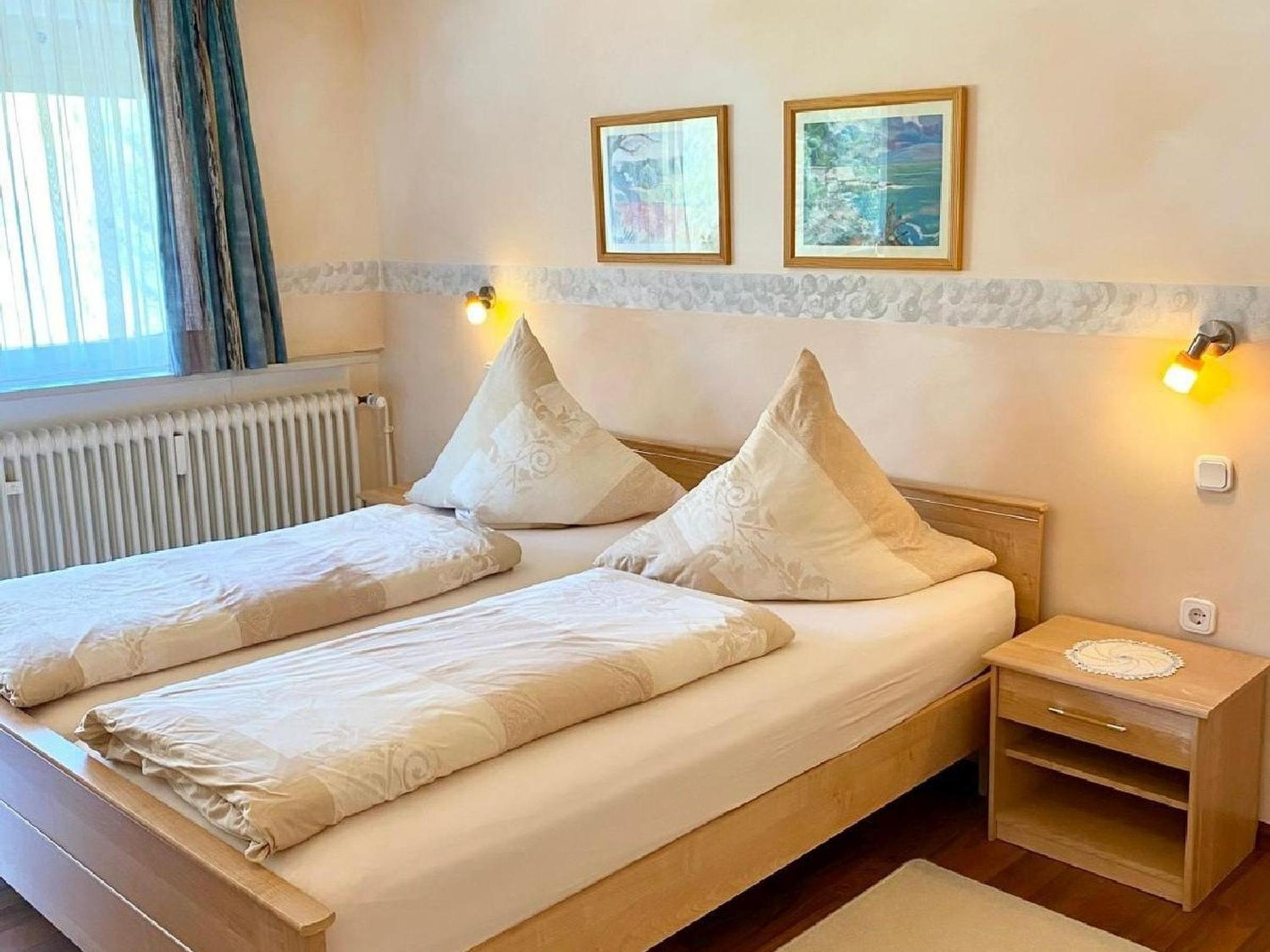 Two-Bedroom Deluxe Apartment with Garden View photo 2