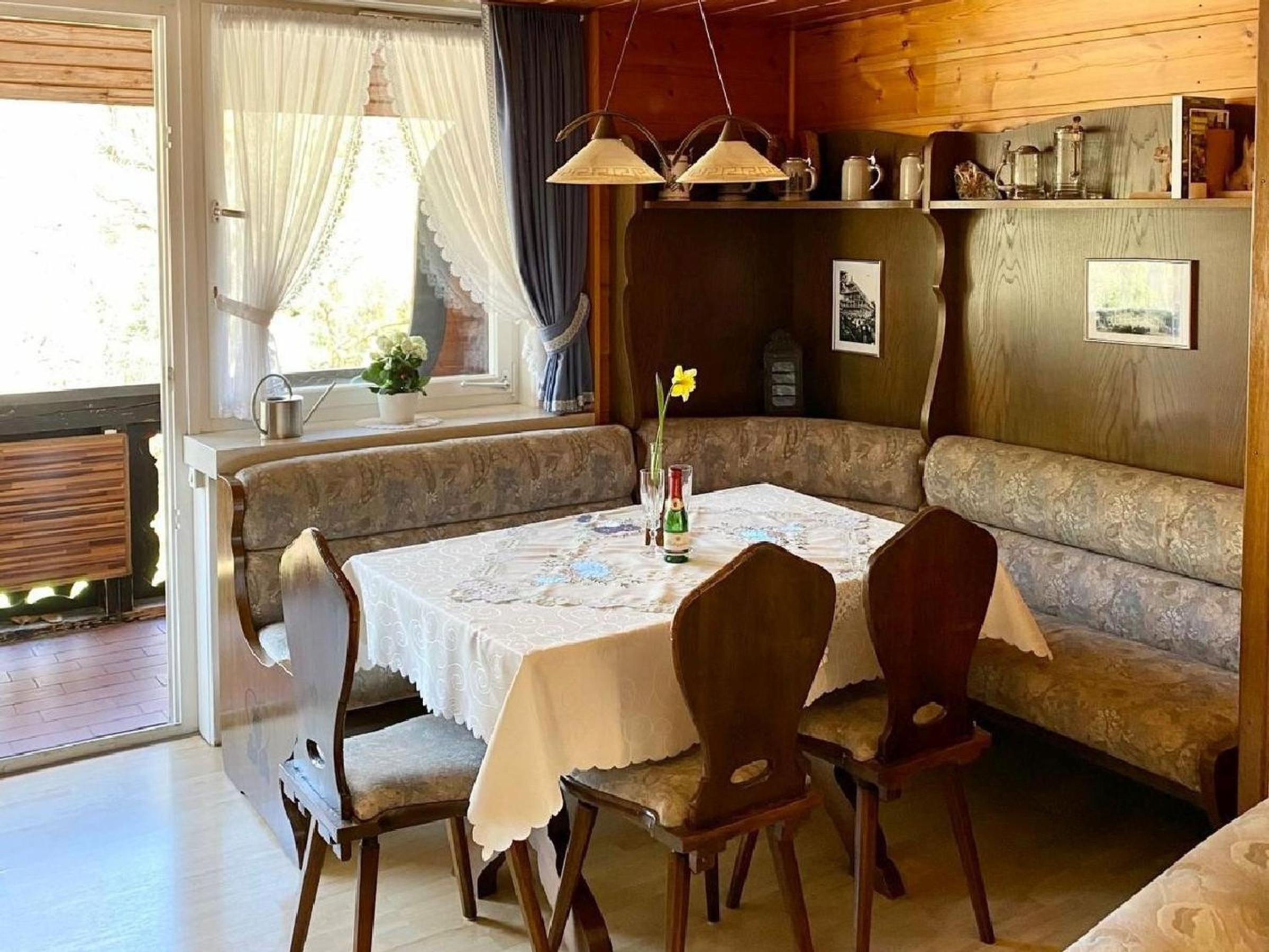 Two-Bedroom Deluxe Apartment with Garden View photo 2
