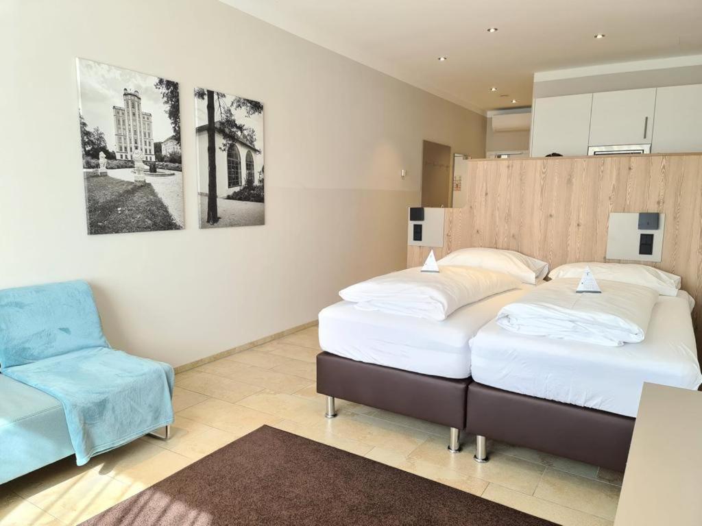 Double Room - Photo 7