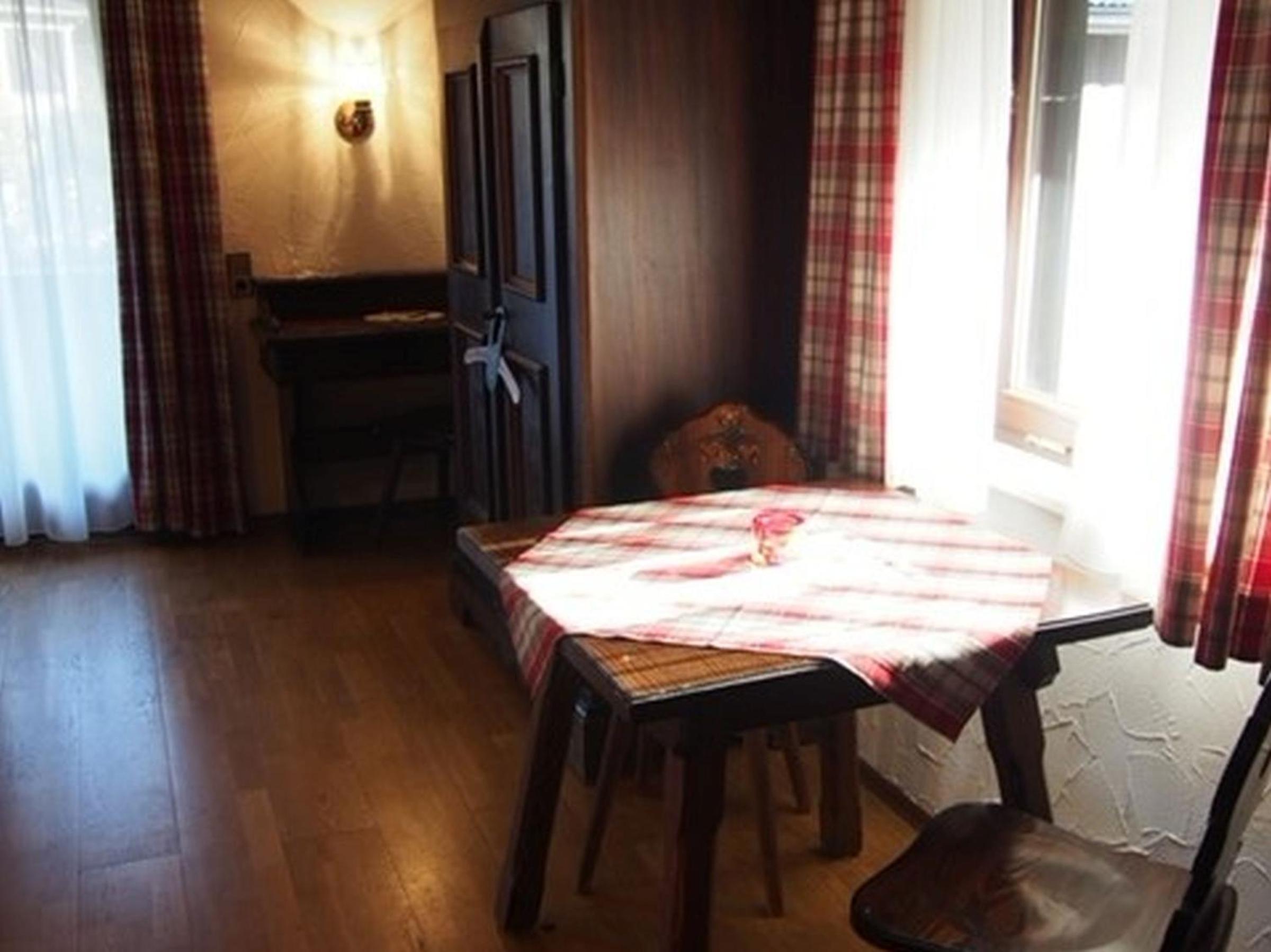 Standard Queen Room photo 2