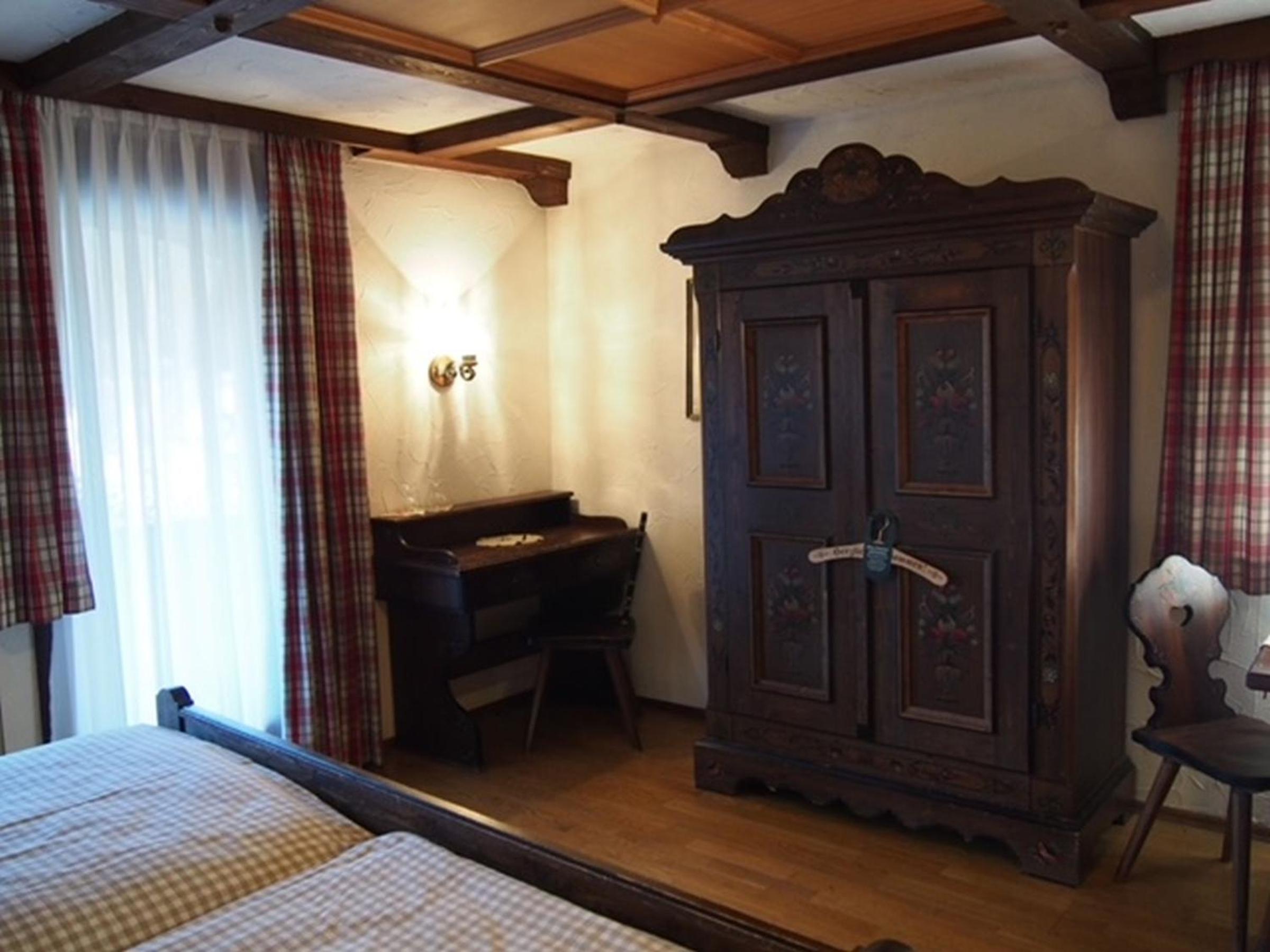 Standard Queen Room photo 2