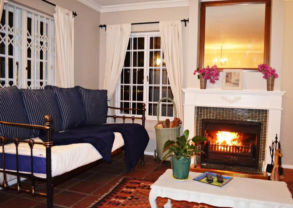 Villa with Sea View photo 3
