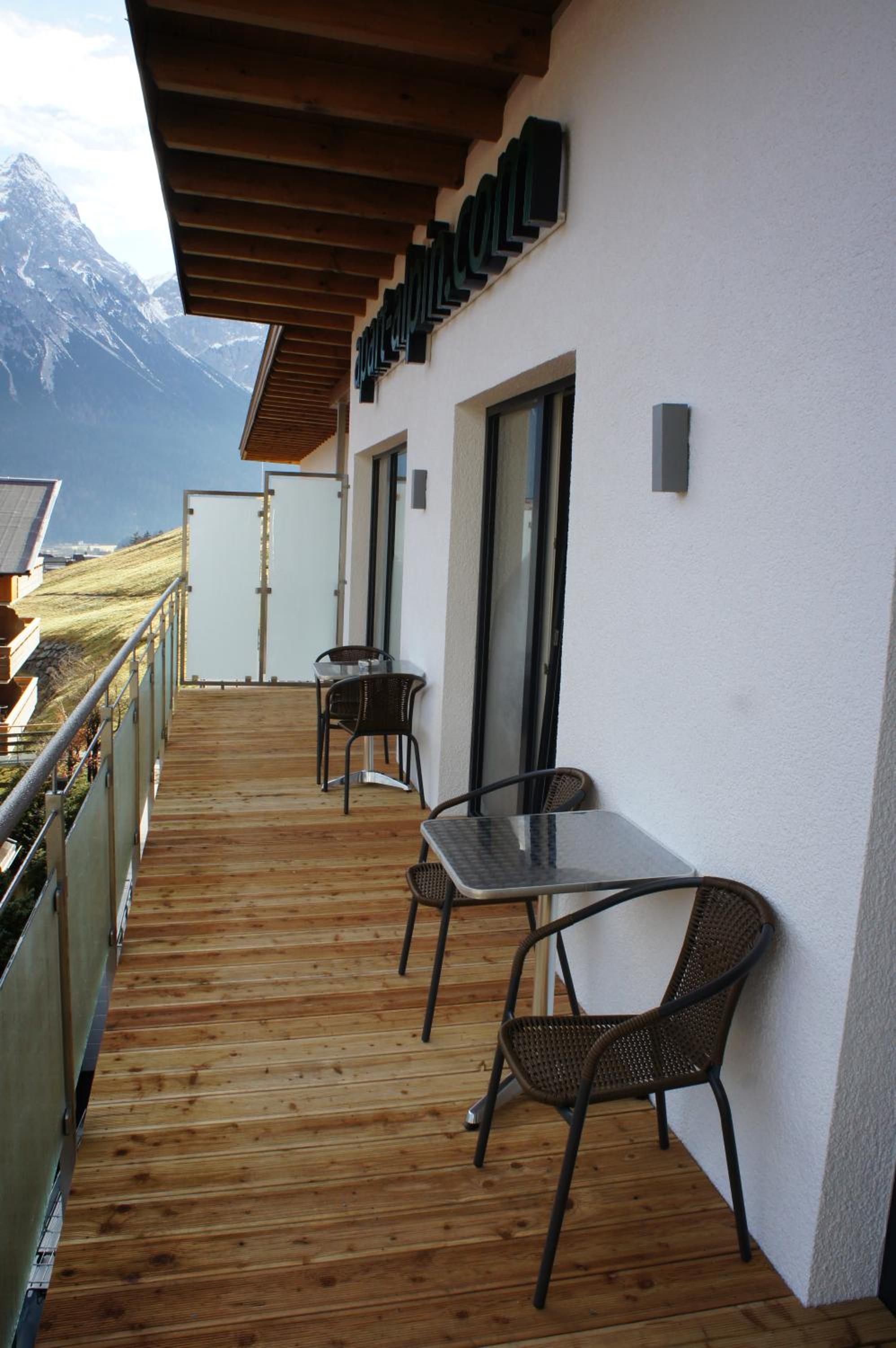 Comfort Two-Bedroom Apartment with Balcony photo 3