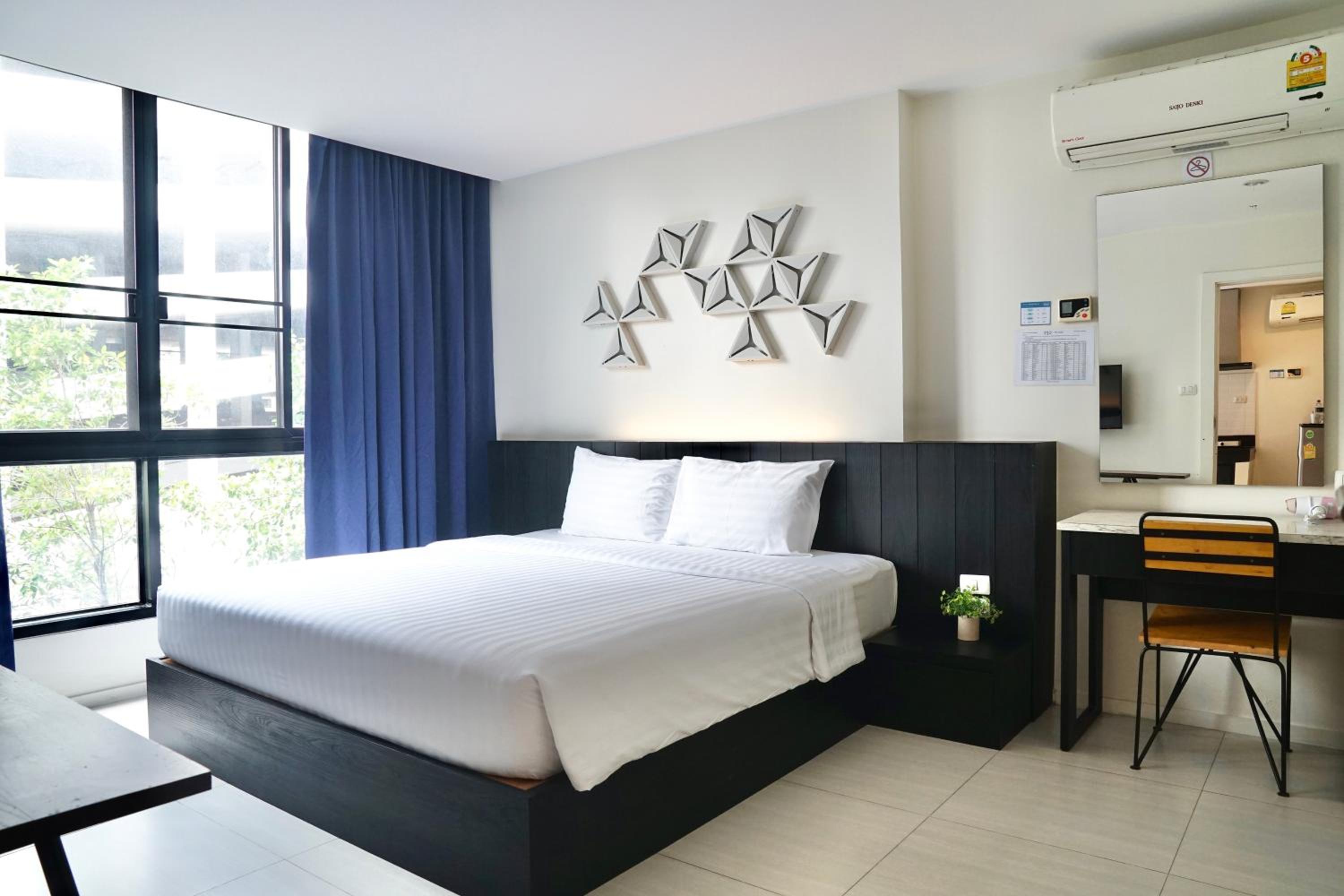 Grand Deluxe Suite photo 1