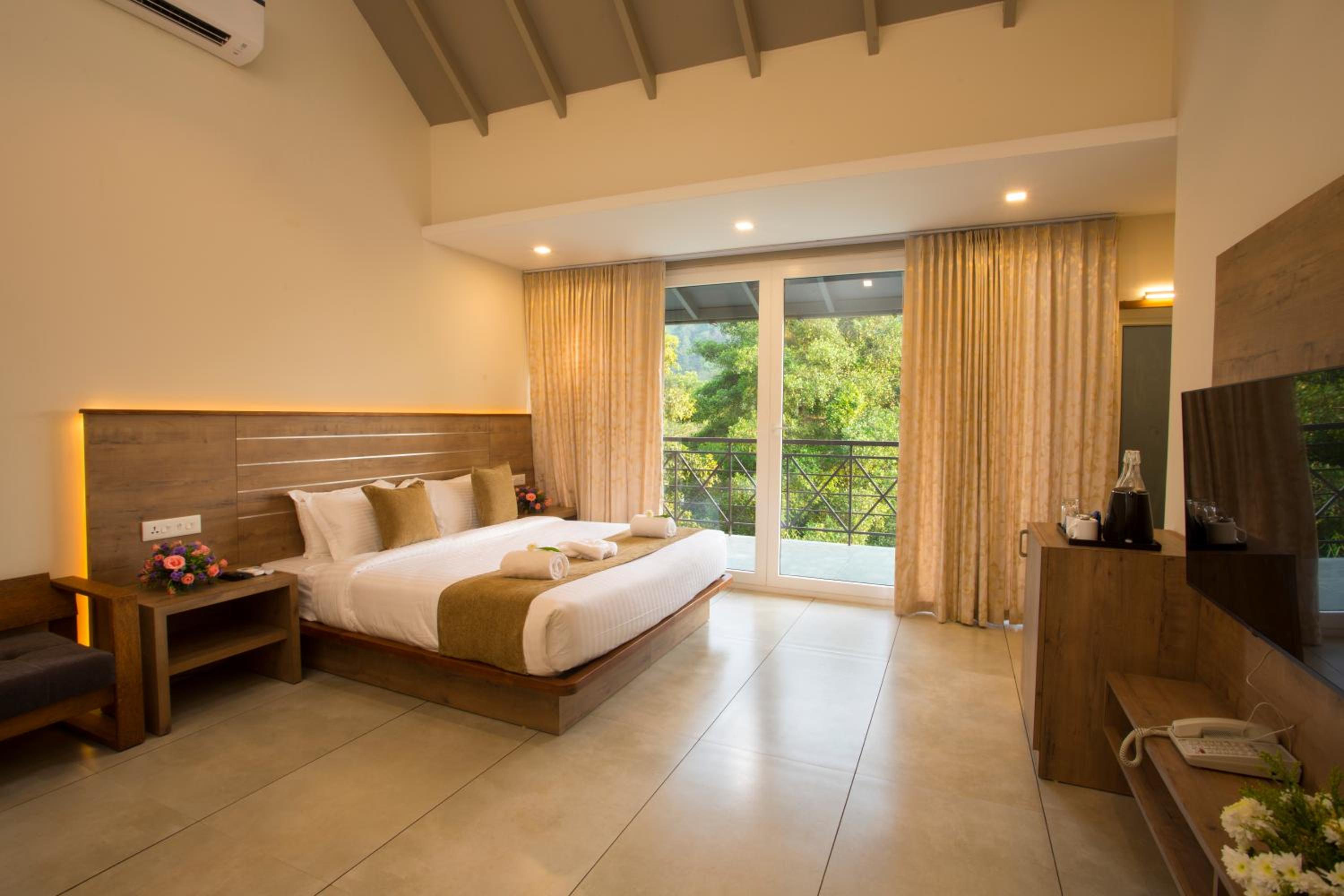 TRANQUIL COTTAGE PREMIUM WITH BALCONY photo 2
