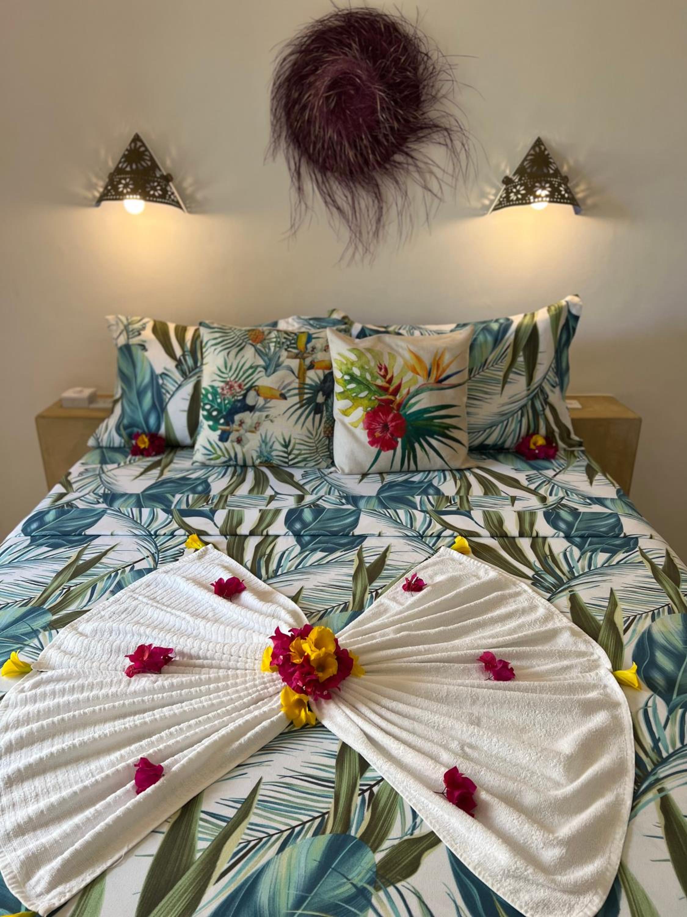 Standard Double Room - Photo 13