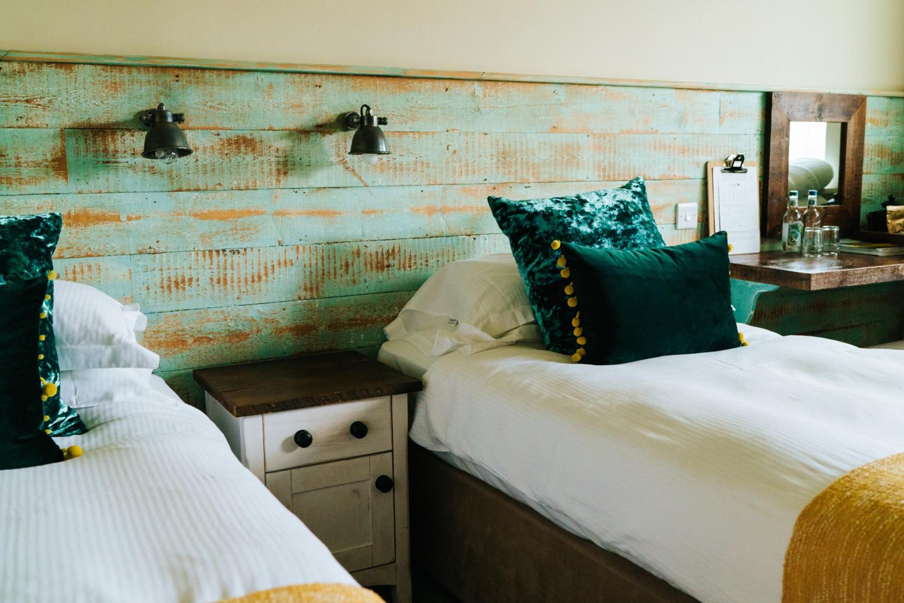 Large Double or Twin Room photo 3