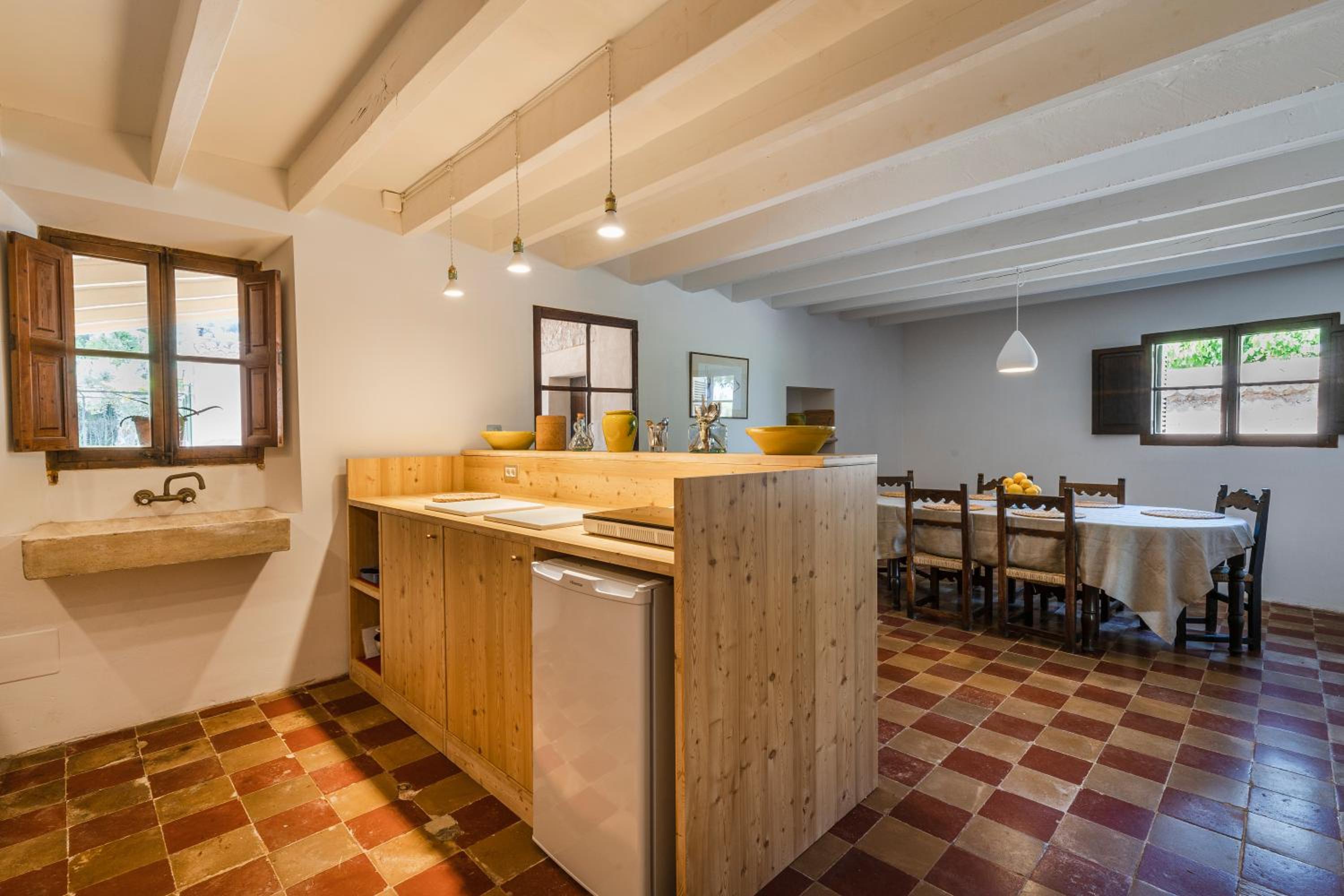 Villa photo 2