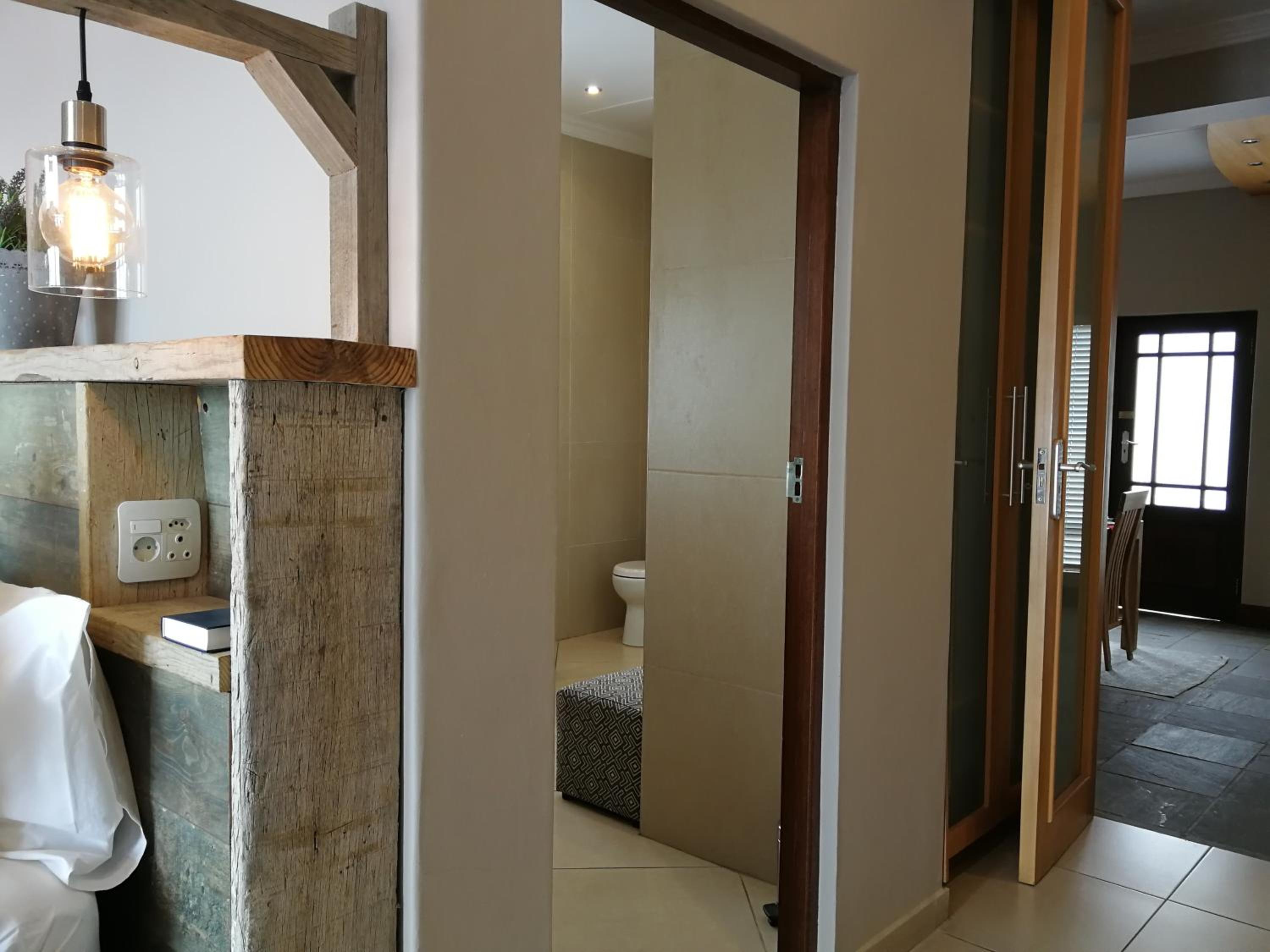 King Suite with Sea View - Photo 9