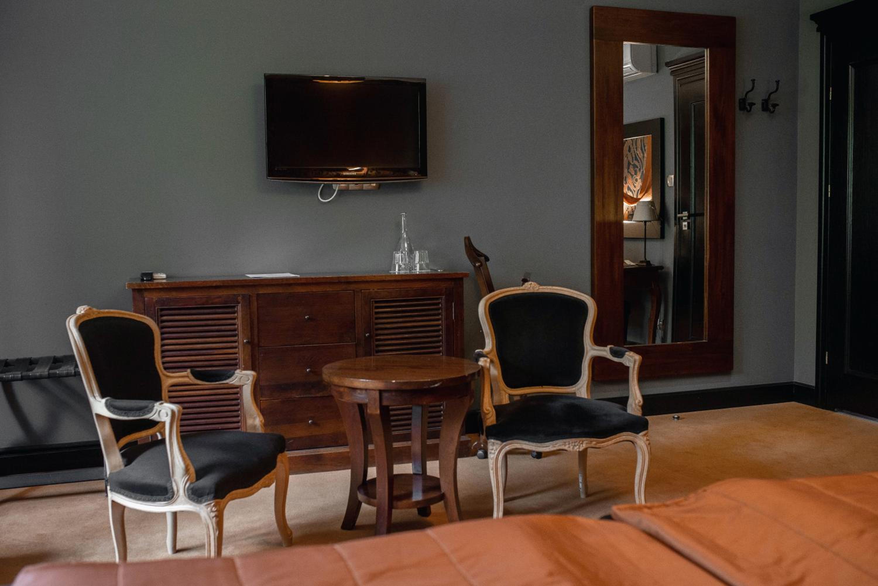 Superior Double or Twin Room - Photo 1