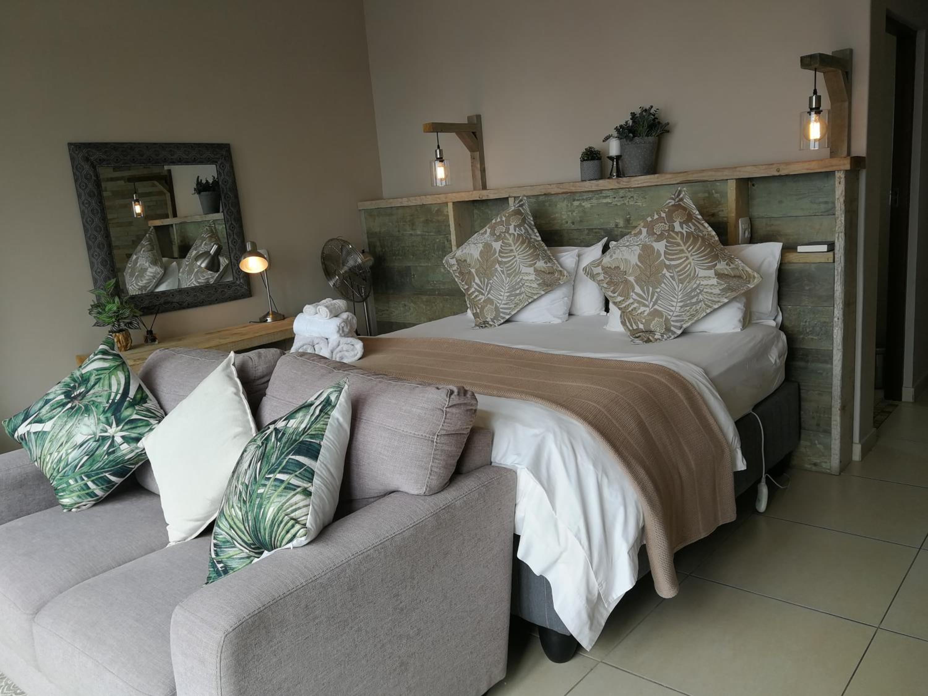 King Suite with Sea View - Photo 11