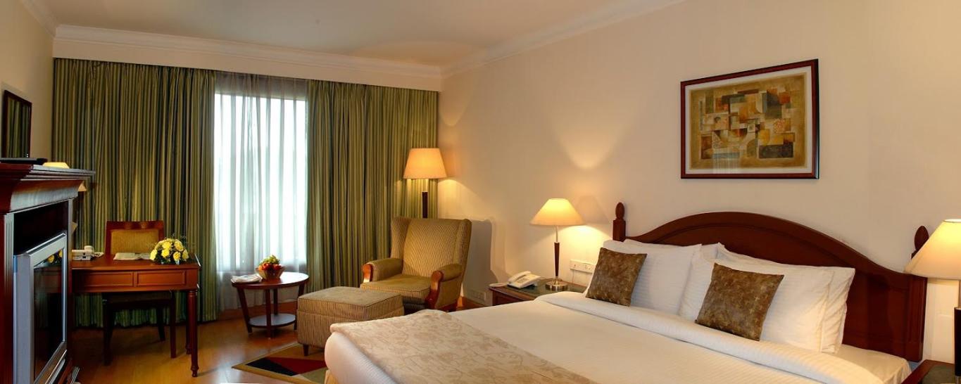 Day Use Room (11 am - 6pm) Book latest by 4pm. Overnight stay not allowed