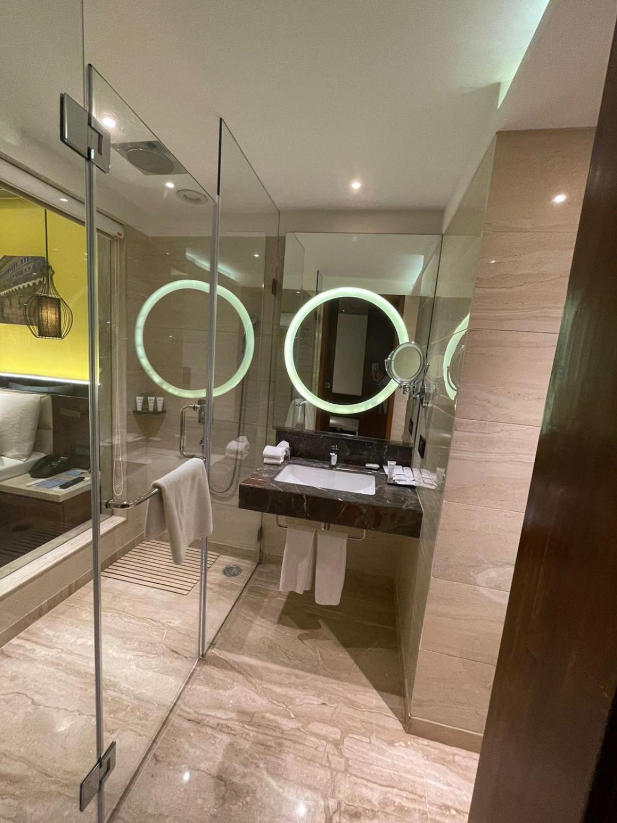 One-Bedroom Suite With Complimentary Railway Station Transfers & 3hr early check-in and check-out (subject to availability) One-Bedroom Suite With Complimentary Railway Station Transfers & 3hr early check-in and check-out (subject to availability)