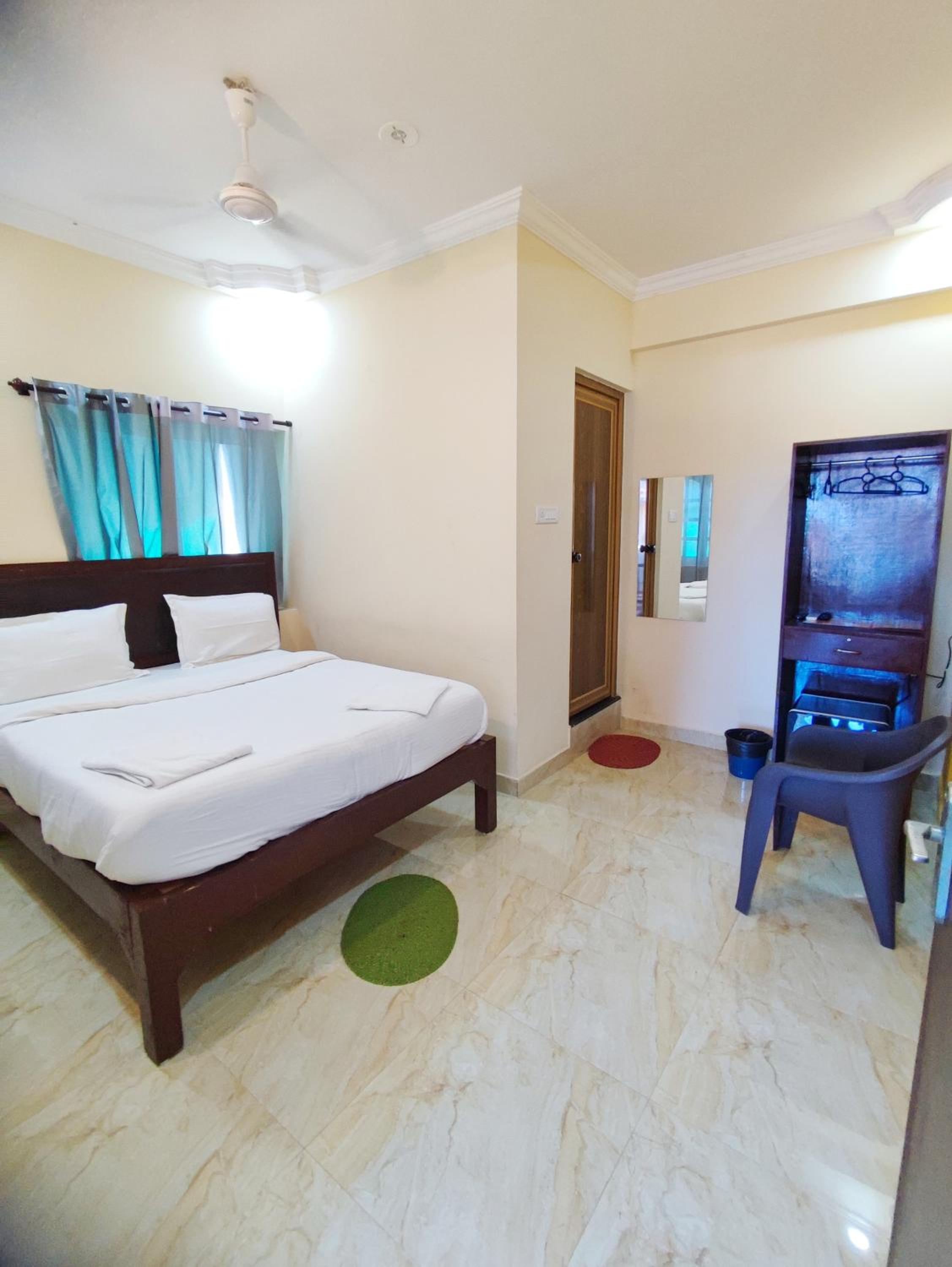 Triple Room - Photo 30