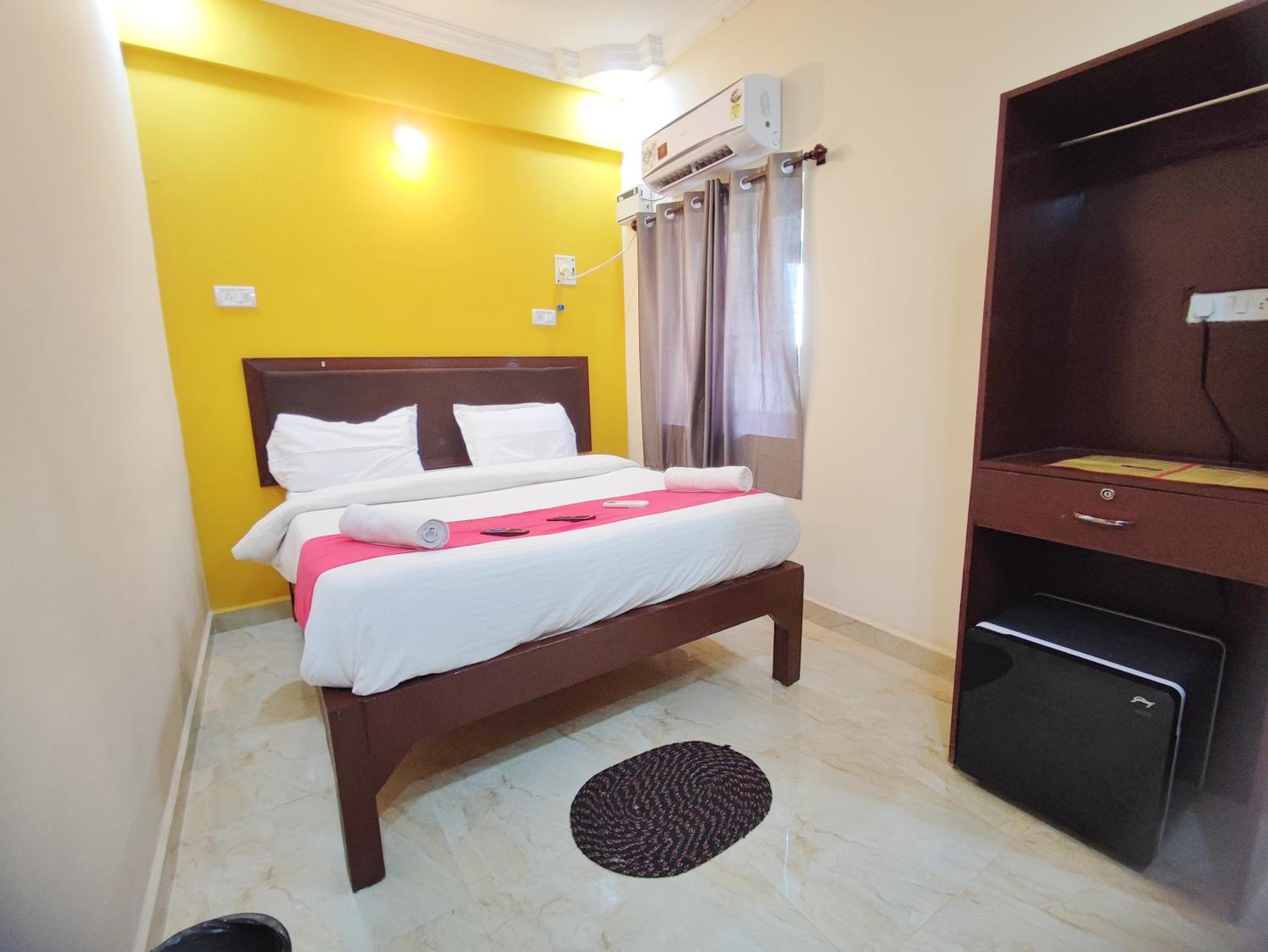 Budget Double Room - Photo 20