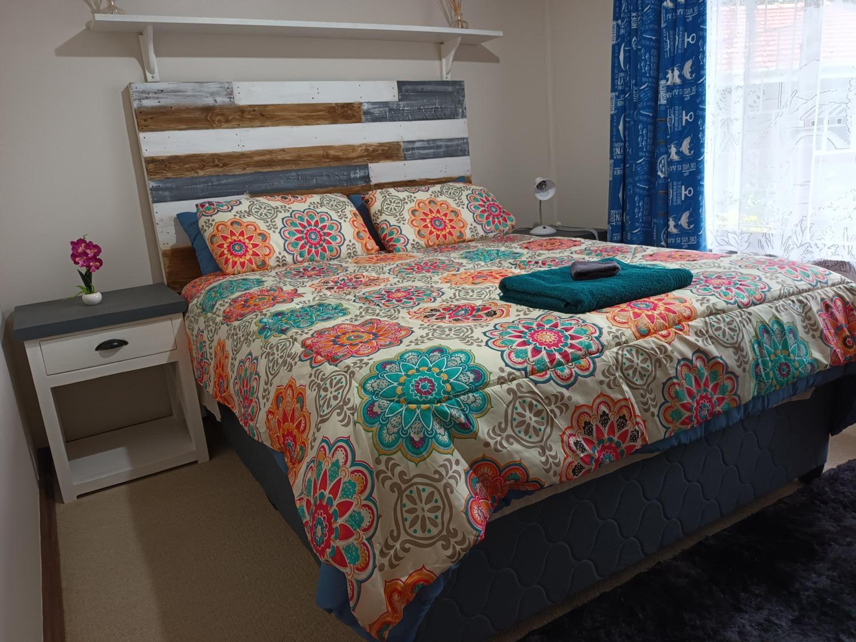 Double Room with Shared Bathroom photo 2